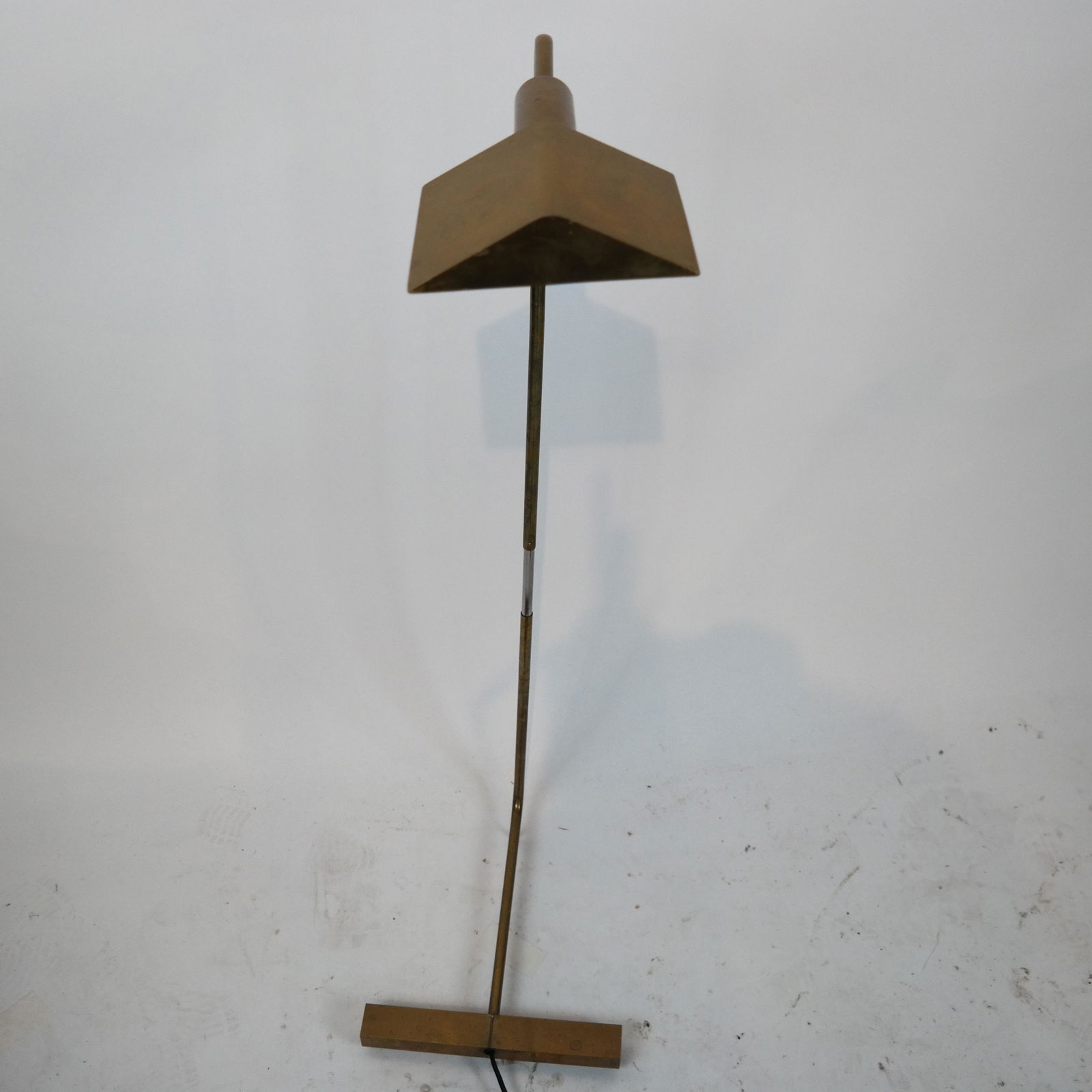 Cedric Hartman USA Modern Reading Floor Lamp (1 of 4)