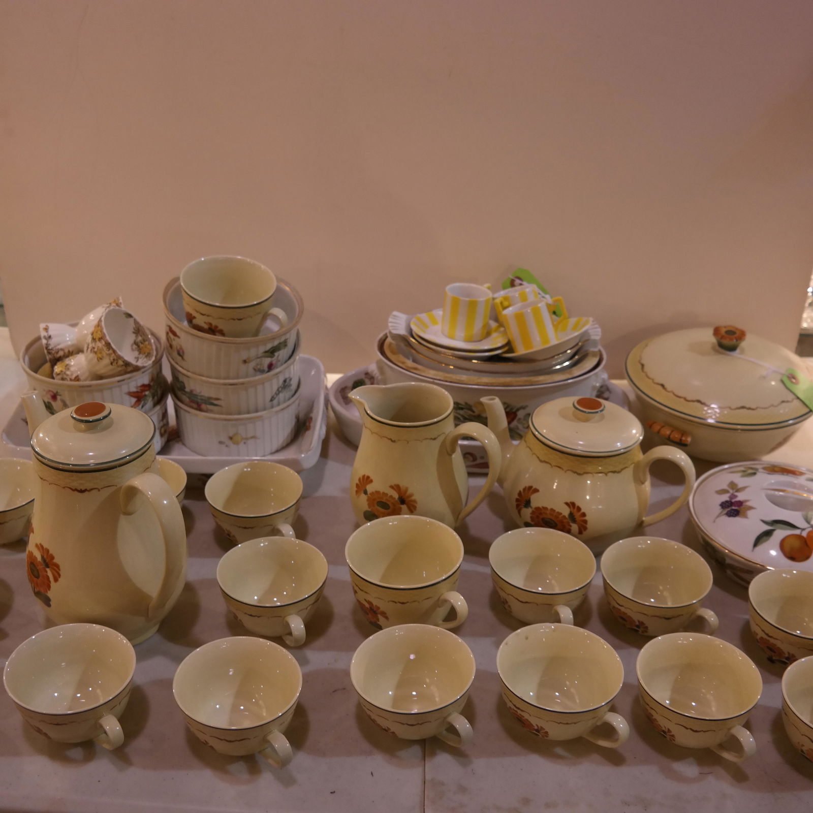 Morgan Frue, Royal Worcester, Other - Partial (1 of 5)