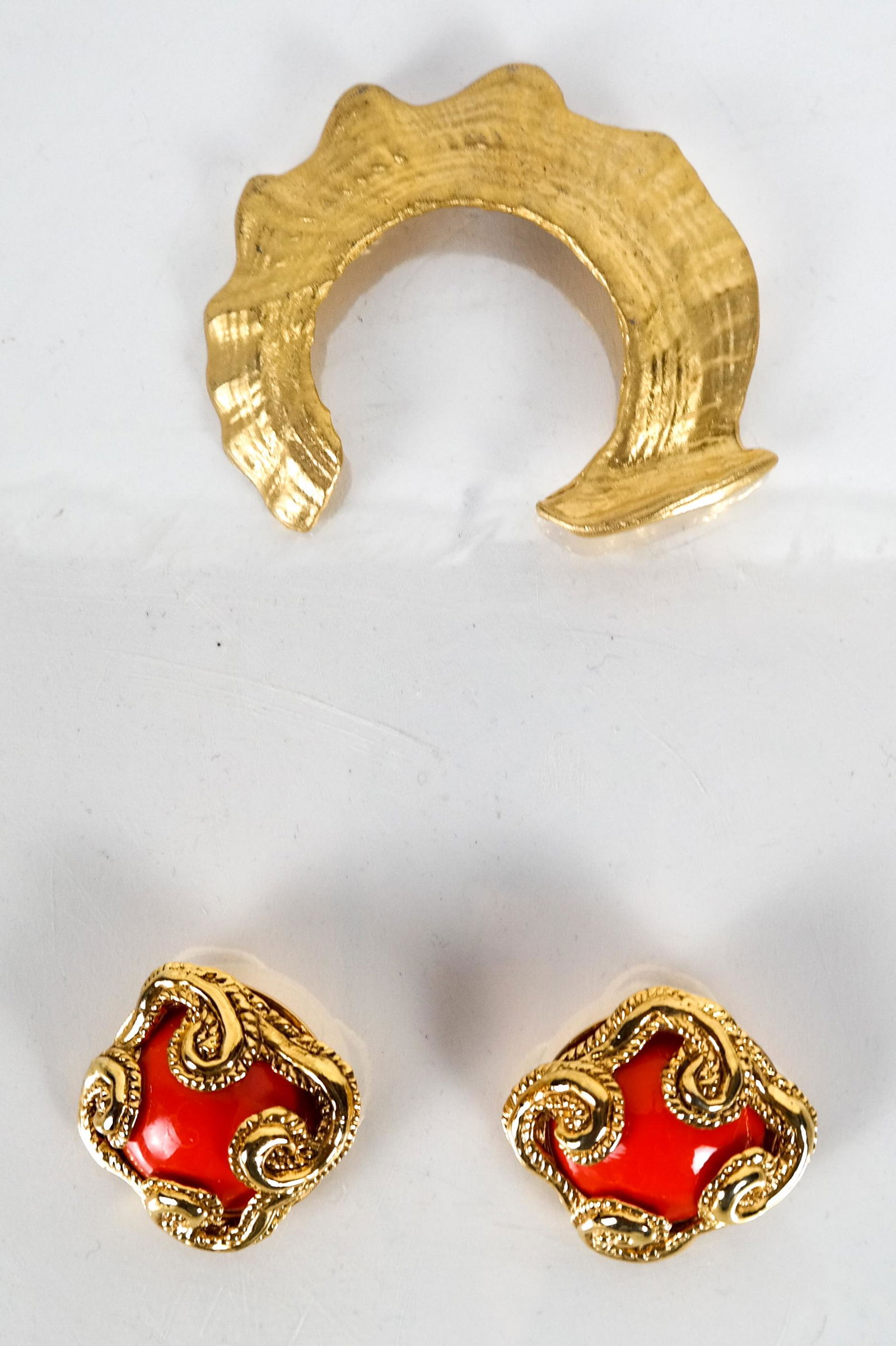 R.J. Graziano Pin & Antigona, Paris Earrings (1 of 5)