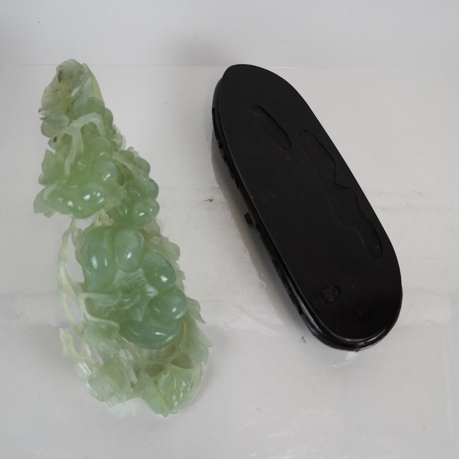 Chinese Transparent Green Jade Grape Cluster (1 of 6)