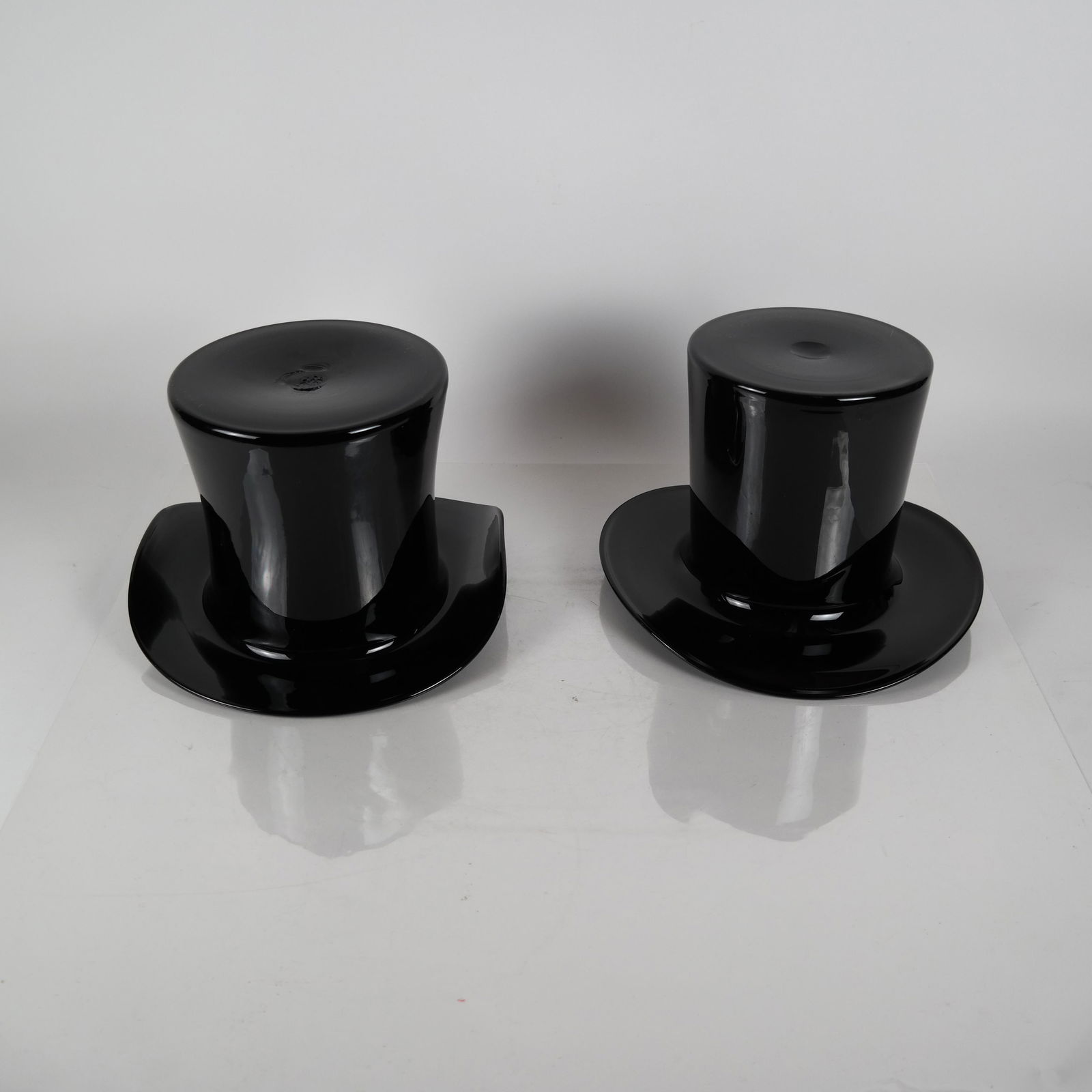 Two Glass Top Hat-Form Ice Buckets (1 of 6)