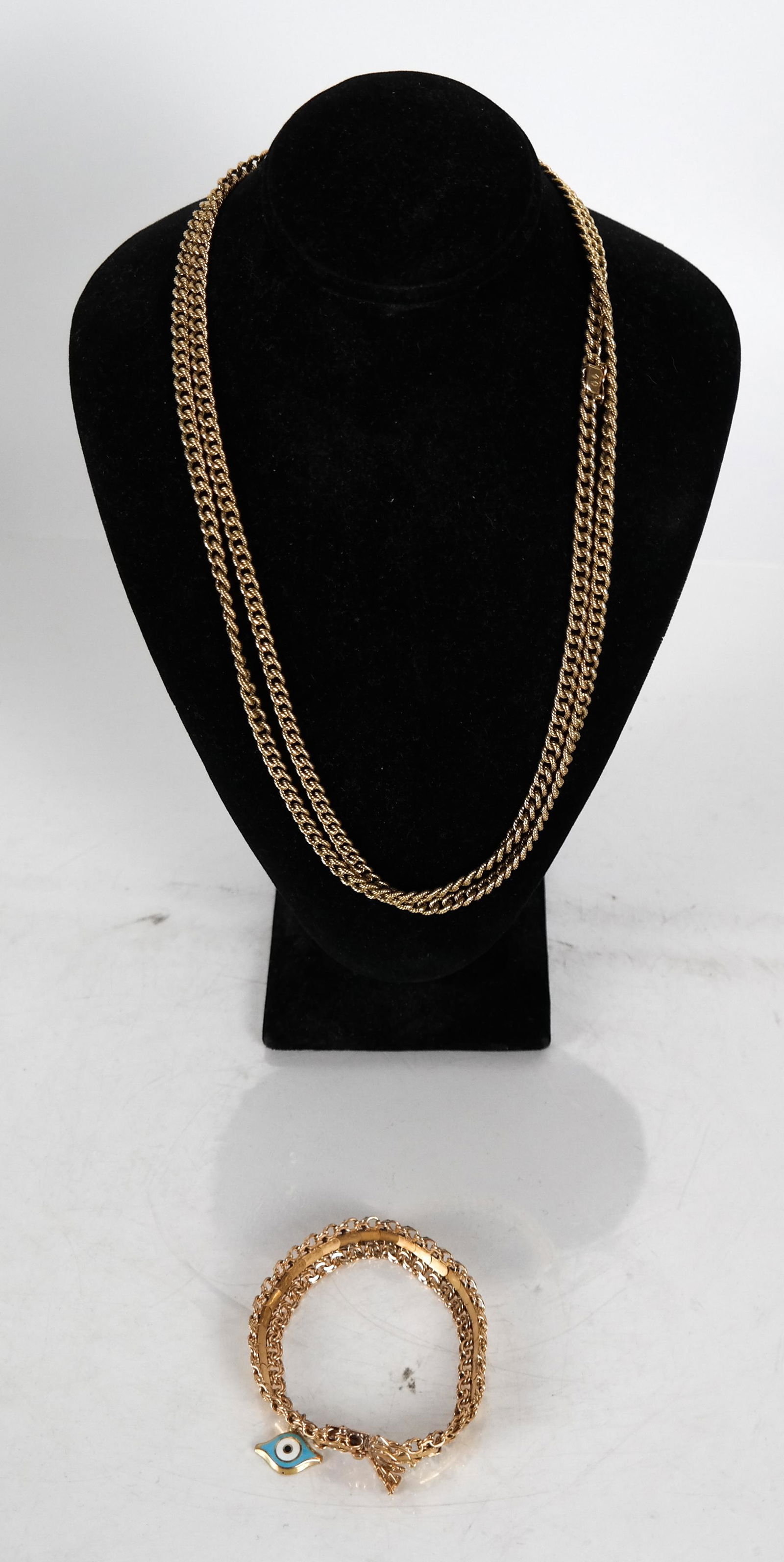 18K Gold Chain & Bracelet, 69.8 DWT (1 of 3)