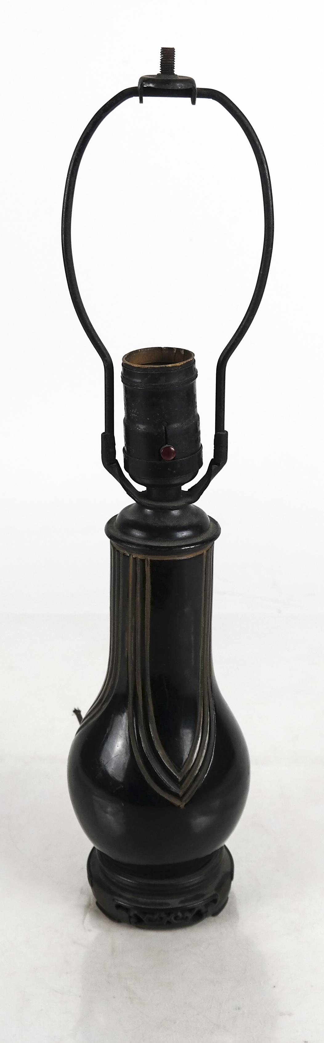 Chinese Ceramic Table Lamp (1 of 5)