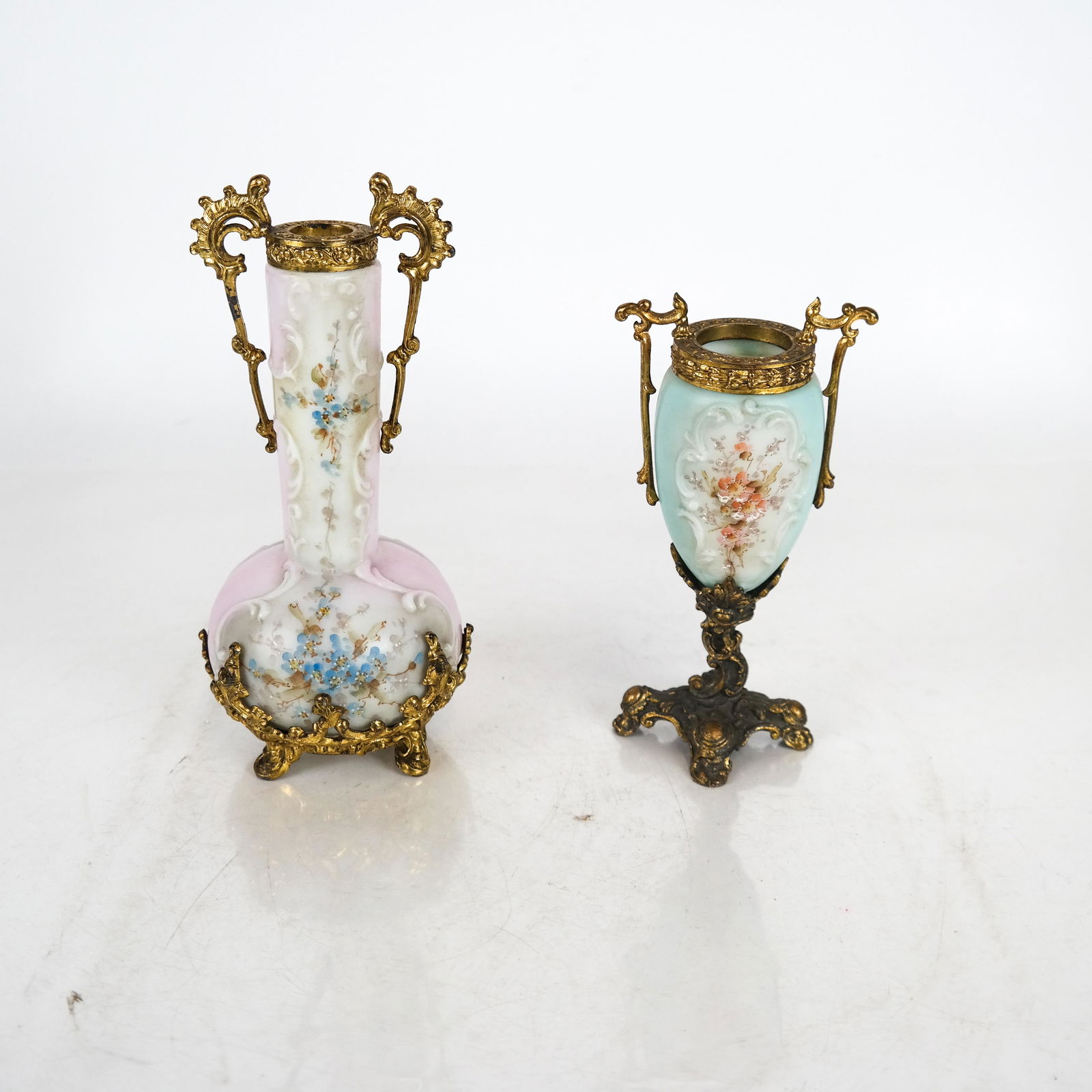 Two Wavecrest Ormulu Vases (1 of 5)