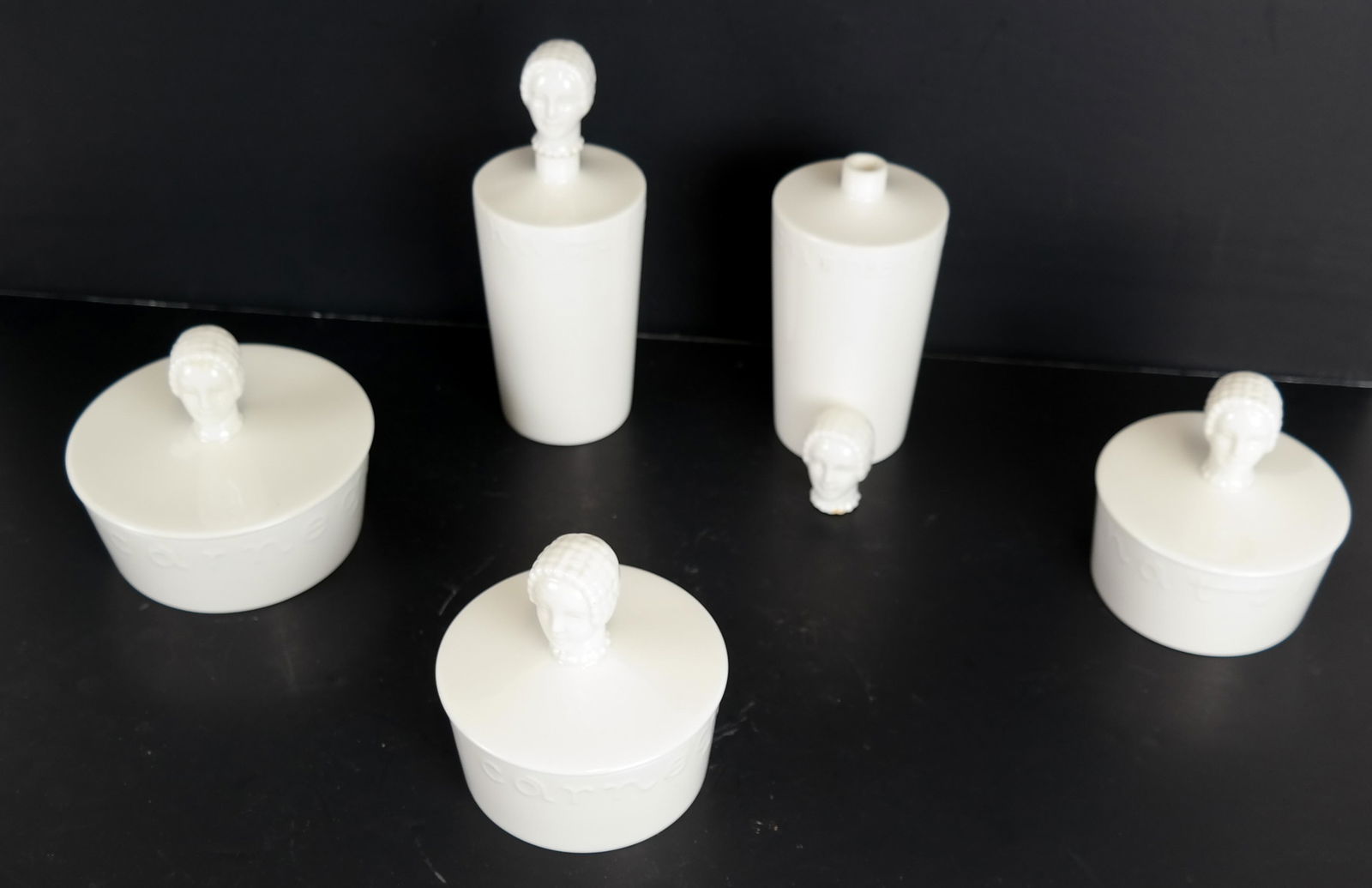 Lenox 5-Piece Porcelain Vanity Set (1 of 6)