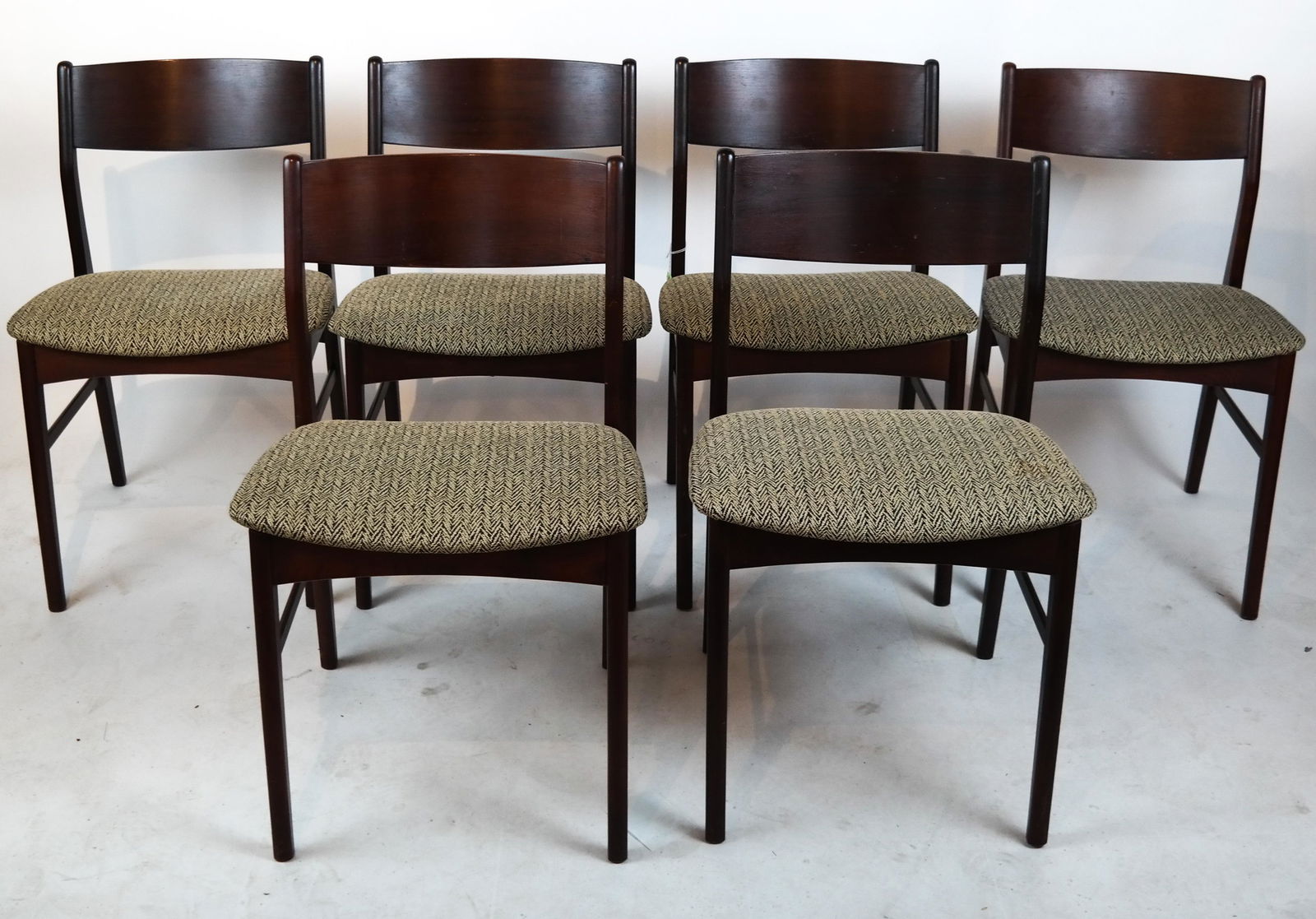 Set 6 Danish Modern-Style Chairs (1 of 8)
