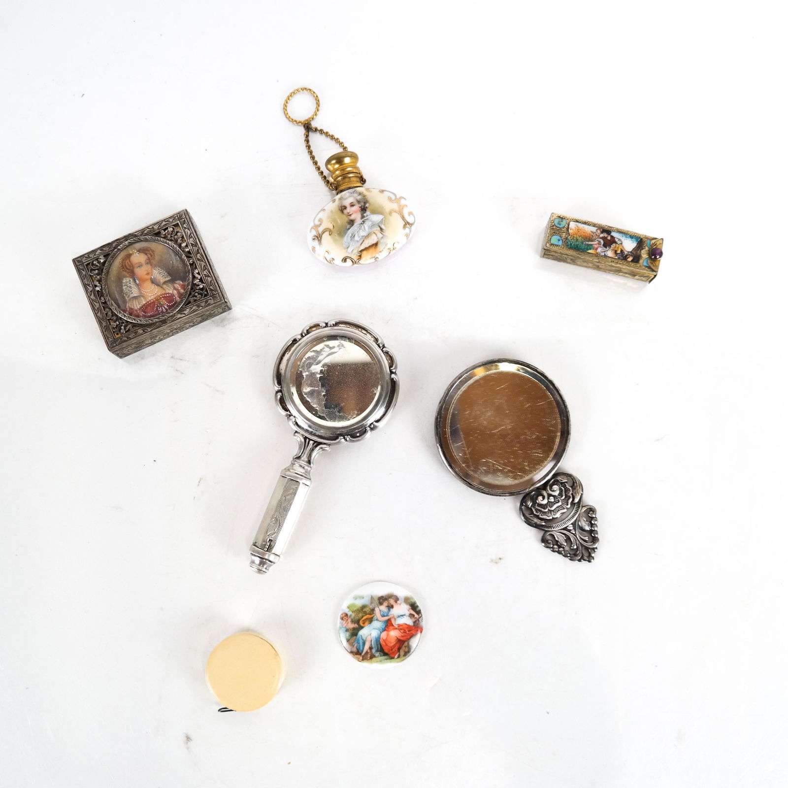 Dressing Table Articles & Others (1 of 7)