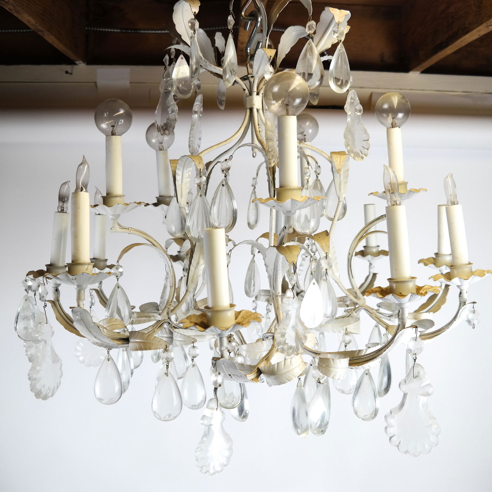 15-Light White Tole (Metal) Fixture (1 of 5)