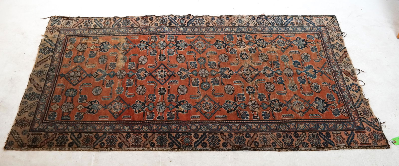 Caucasian Geometric Runner (1 of 8)