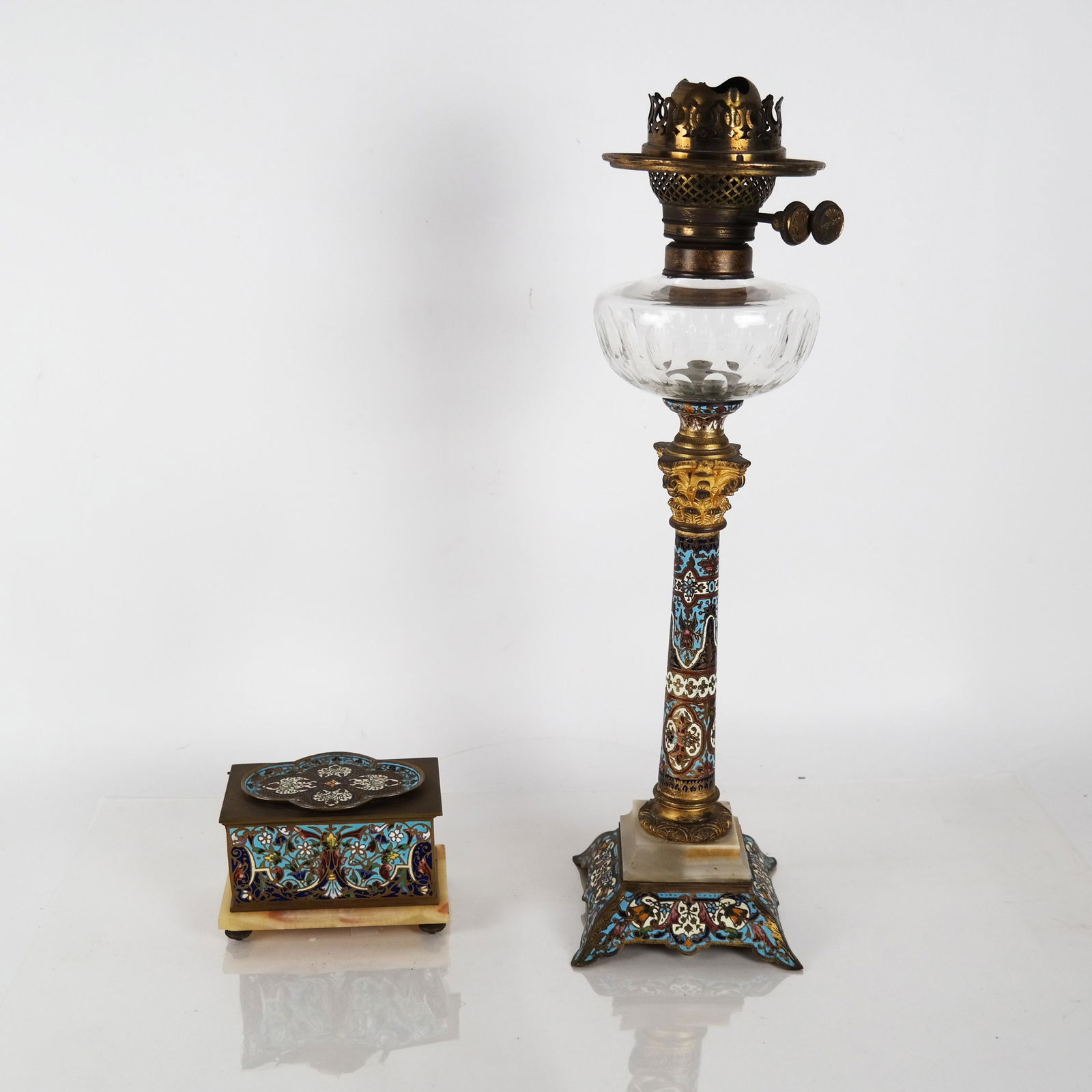 Enamel & Glass Oil Lamp & A Hinged Box (1 of 8)