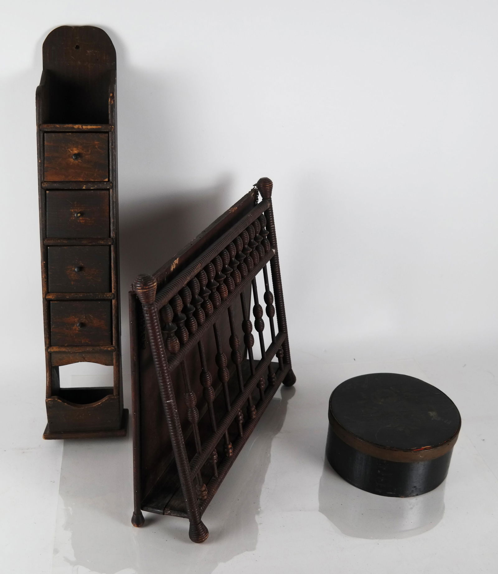 Spice and Letter Rack with a Box (1 of 8)