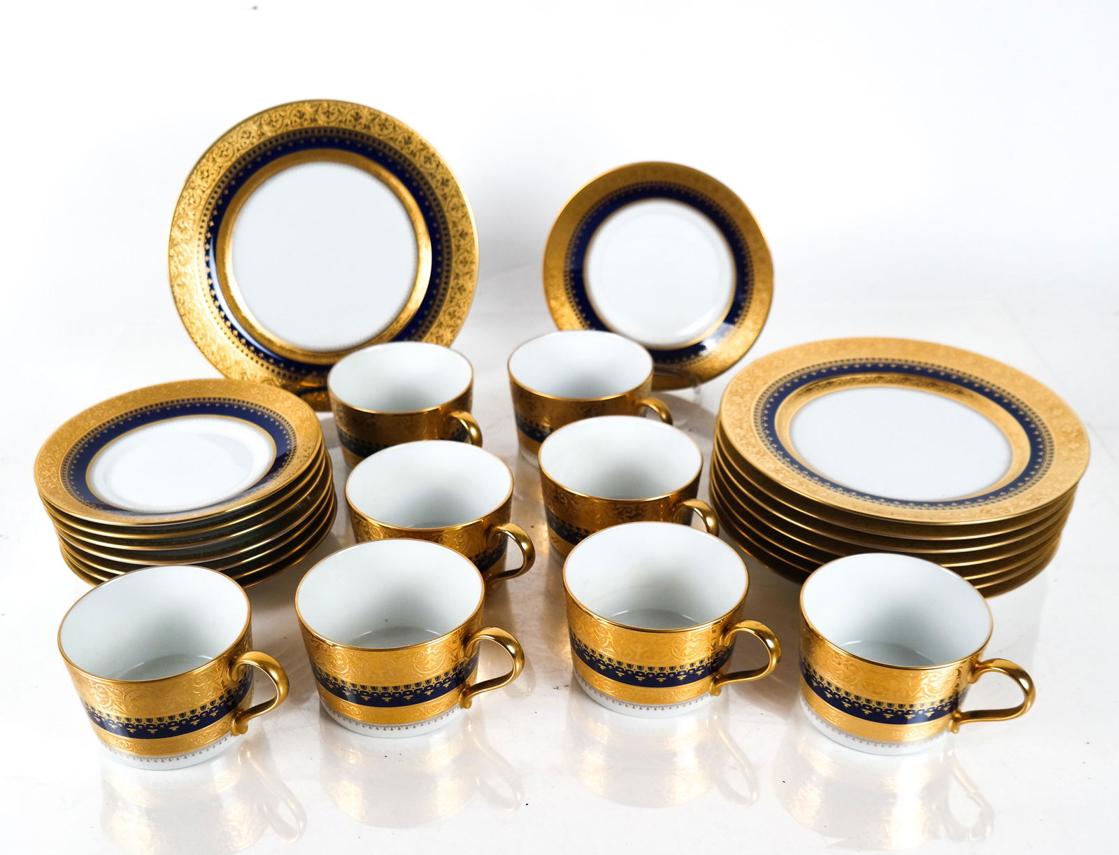 24 Pcs. Faberge Imperial Heritage Porcelain Dinnerware (1 of 5)