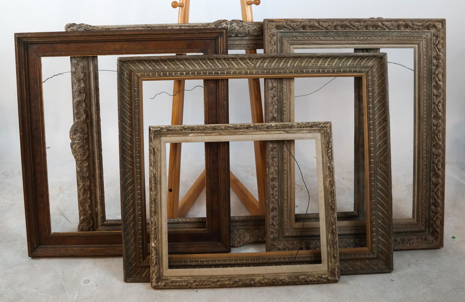 Lot of Five Picture Frames (1 of 5)