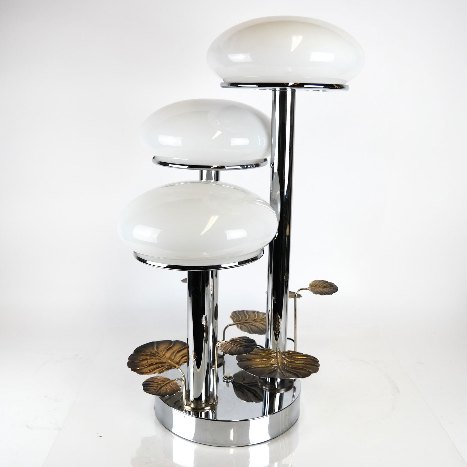 Chrome Three-Light Mushroom Lamp (1 of 7)