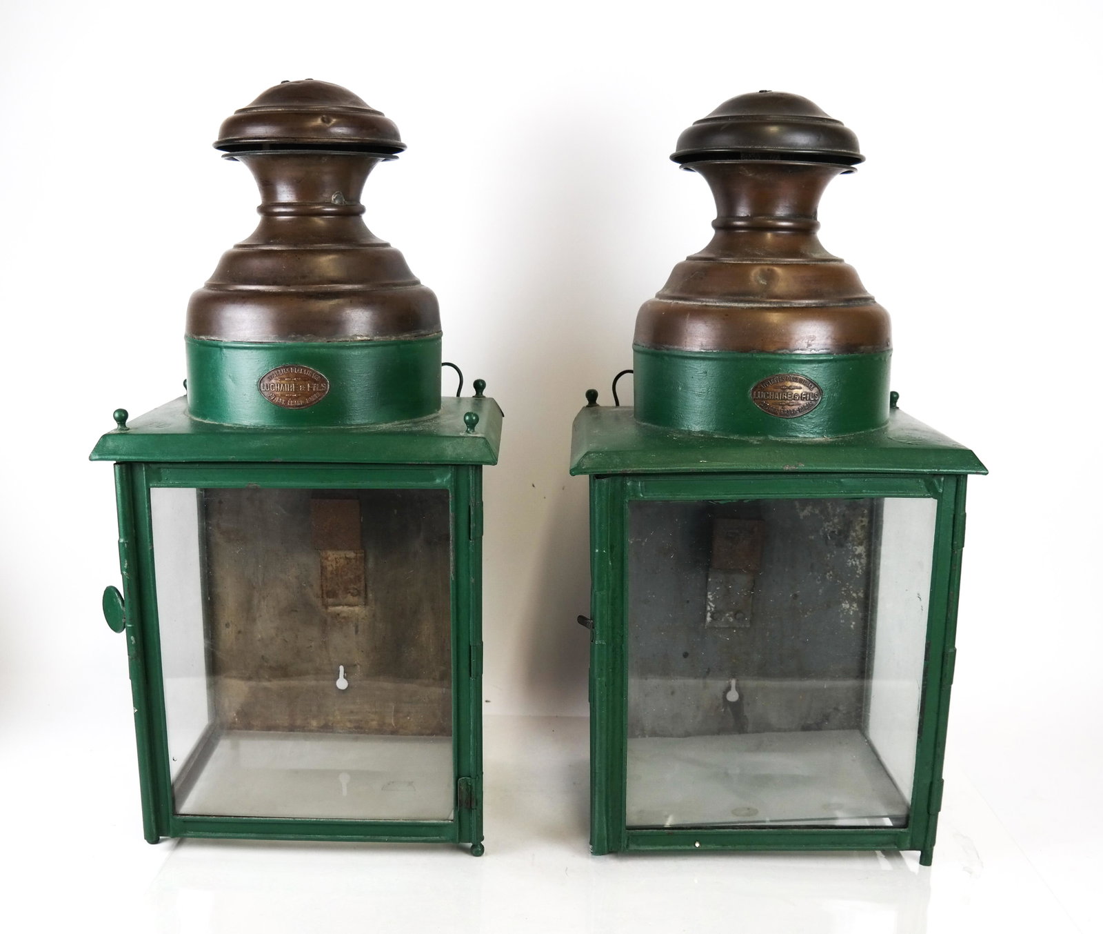 Two French Luchaire & Fils Lanterns: Pair of French two-tone lanterns by Luchaire & Fils, Paris. [23 x 11 x 9 inches]. Not tested.