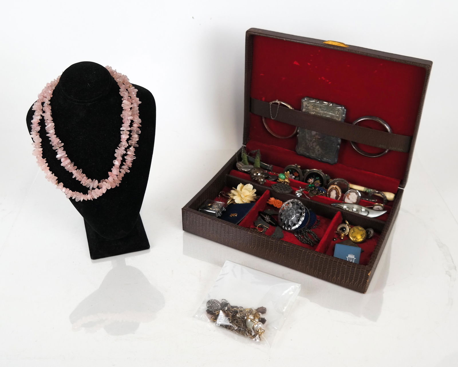 Vintage Silver and Assorted Lot (1 of 8)