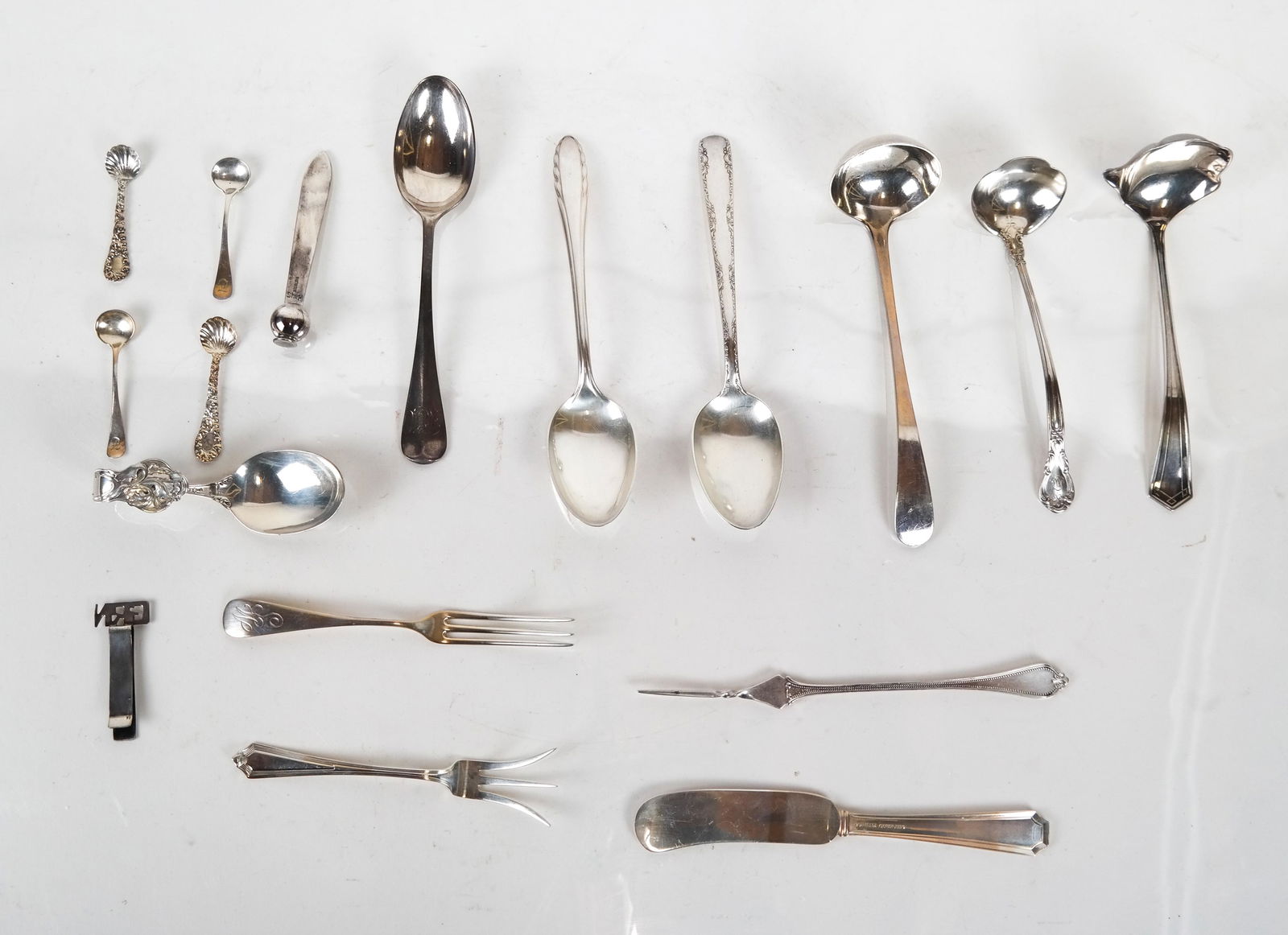Lot of Sterling Silver Flatware Pieces (1 of 6)