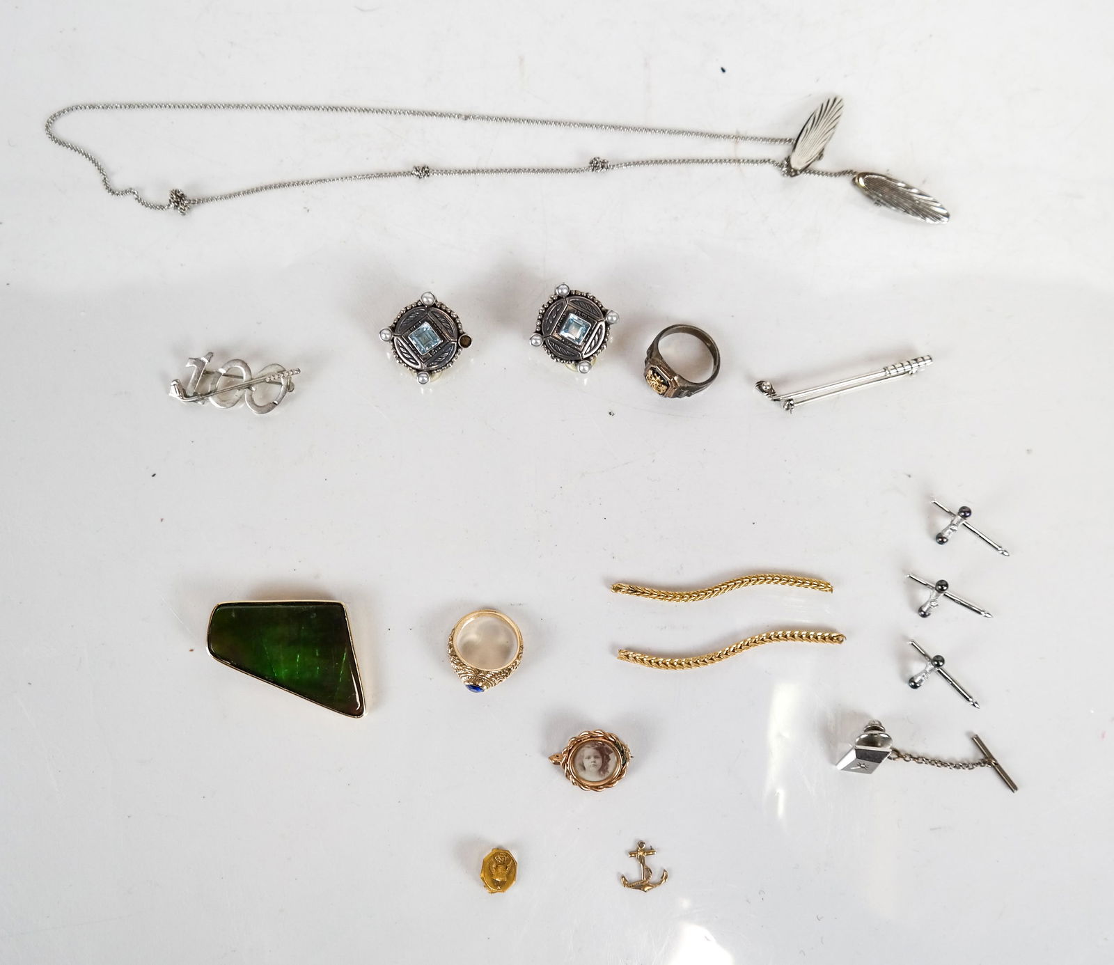 Lot of Sterling Silver and 10-14K Gold Jewelry (1 of 10)