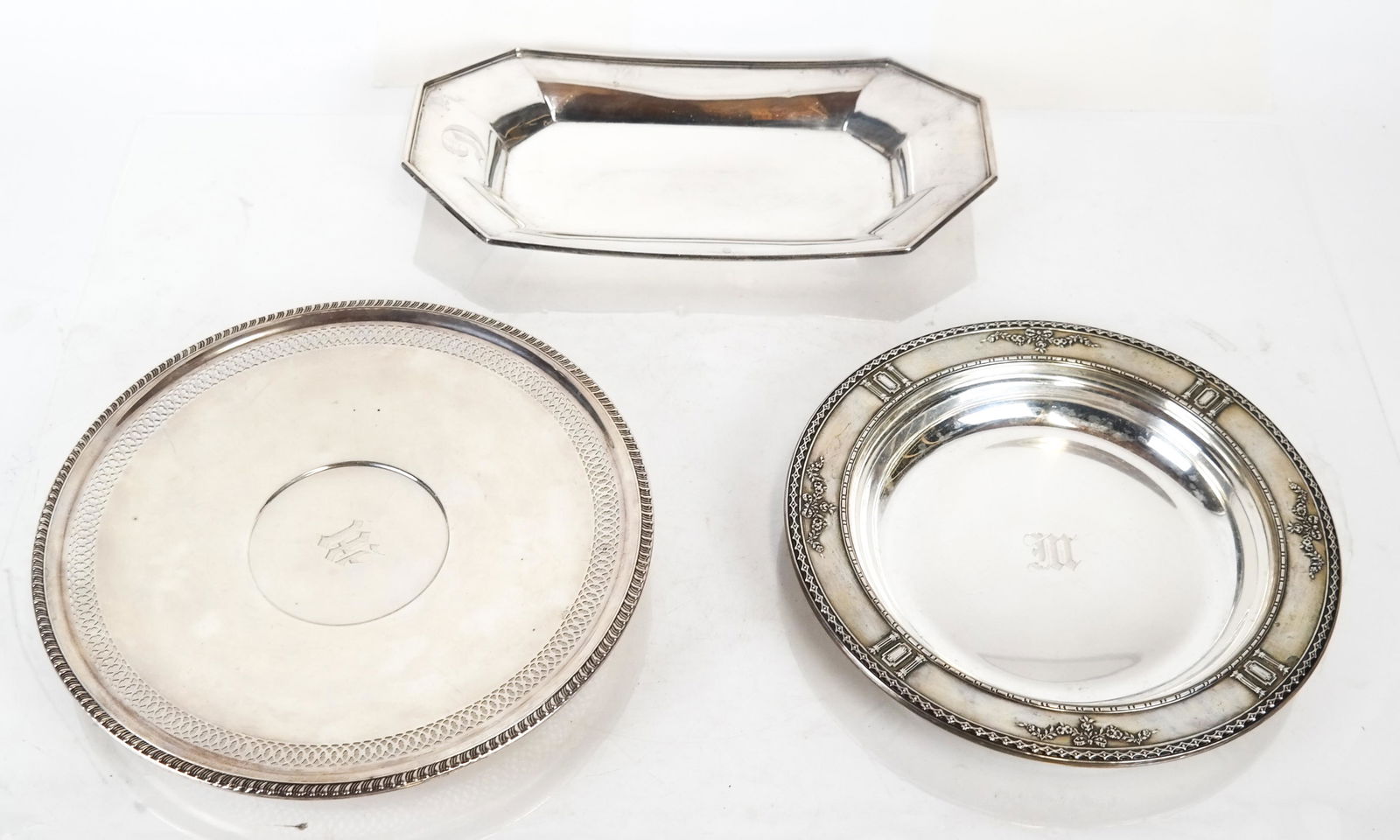 Lot of Sterling Silver Plates and Trays (1 of 10)