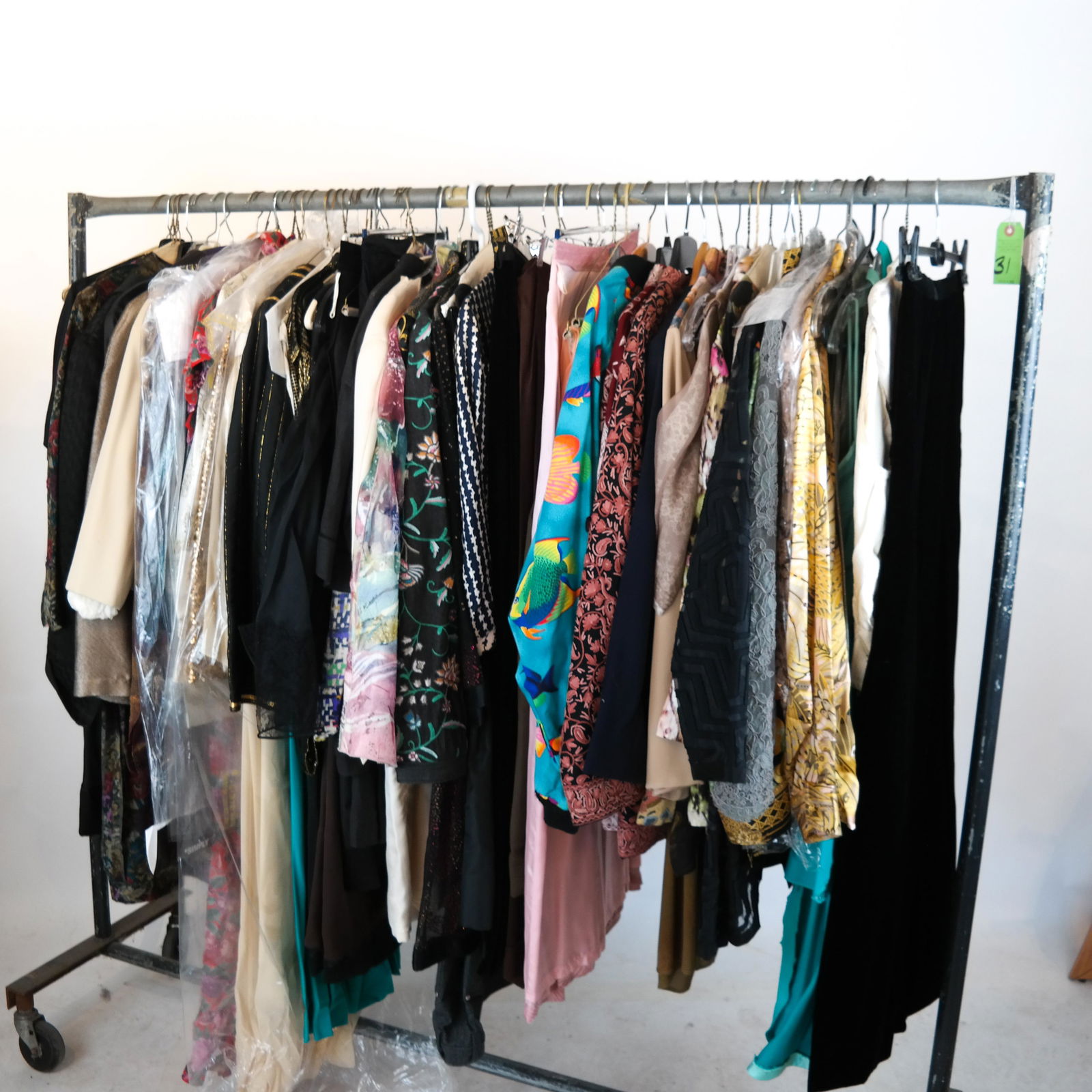 Large Lot of Vintage Ladies (1 of 11)