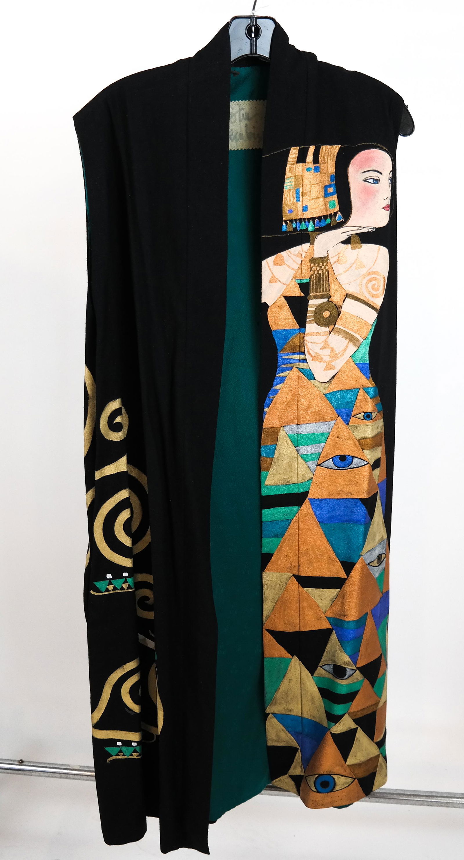 Stu HWANSBY Hand-Painted Silk Sleeveless Robe (1 of 8)