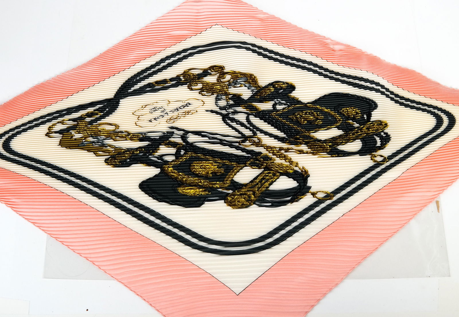HERMES Crinkle Pleated 100% Silk Scarf (1 of 6)