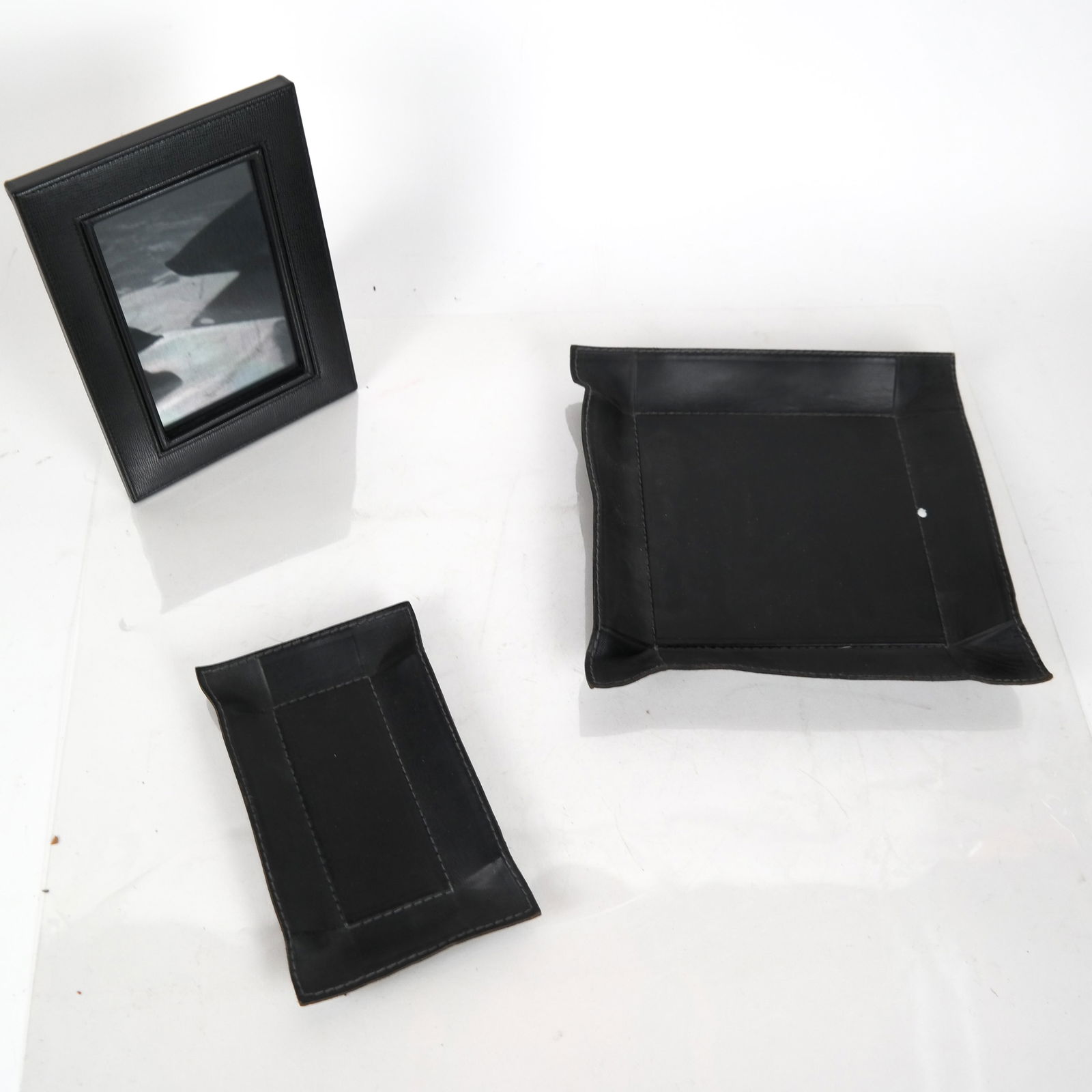 Tiffany & Co, & Arte Cuoio: 3 Items (1 of 7)