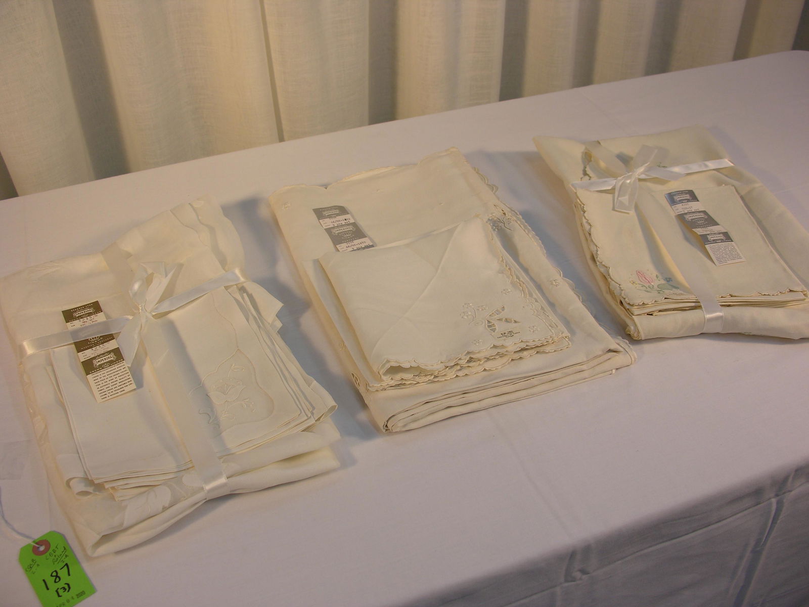 Three Vintage Sets of Imperial Table Linens (1 of 4)