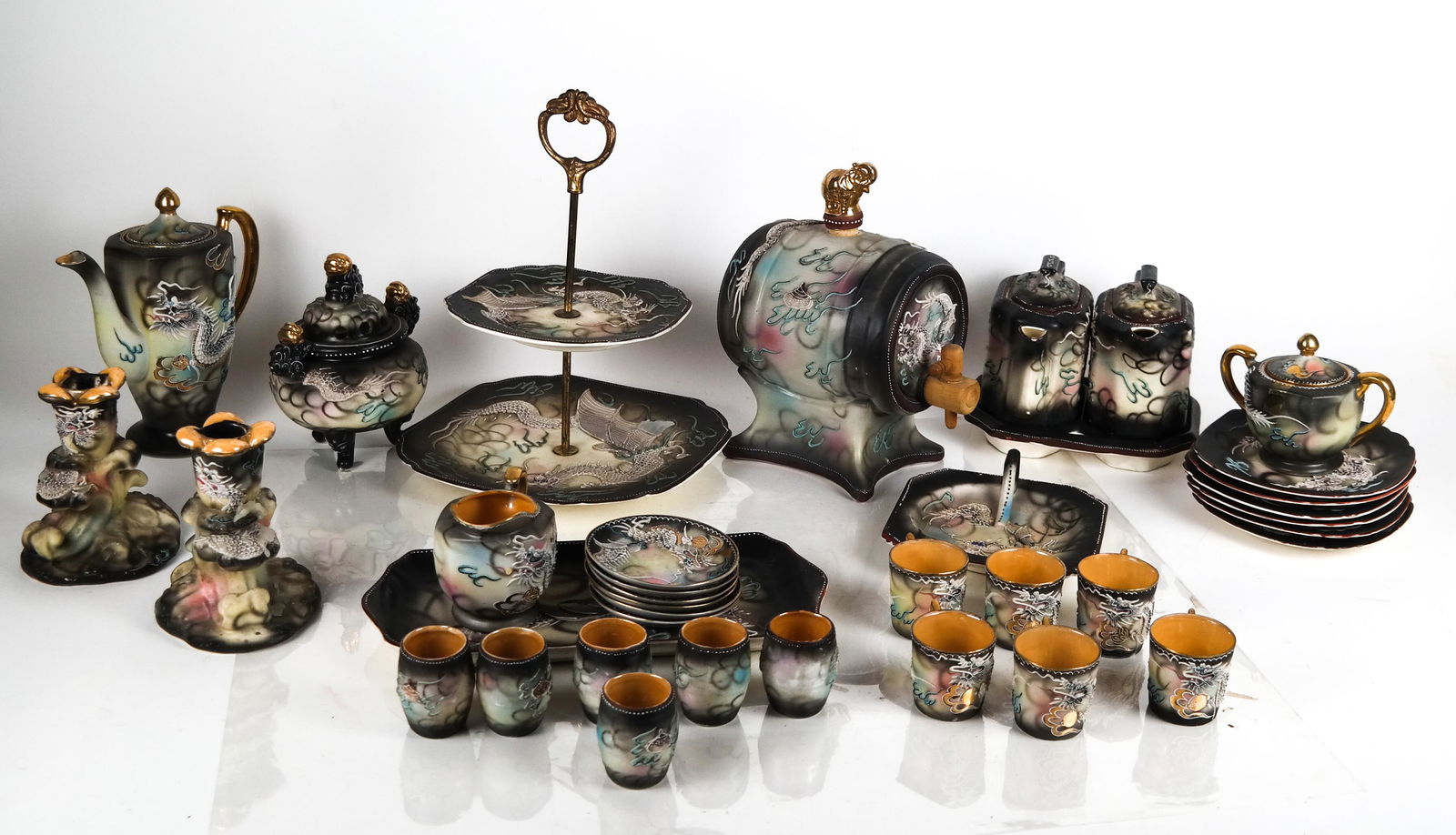 Japanese Dessertware, Others - 37 Pieces (1 of 11)