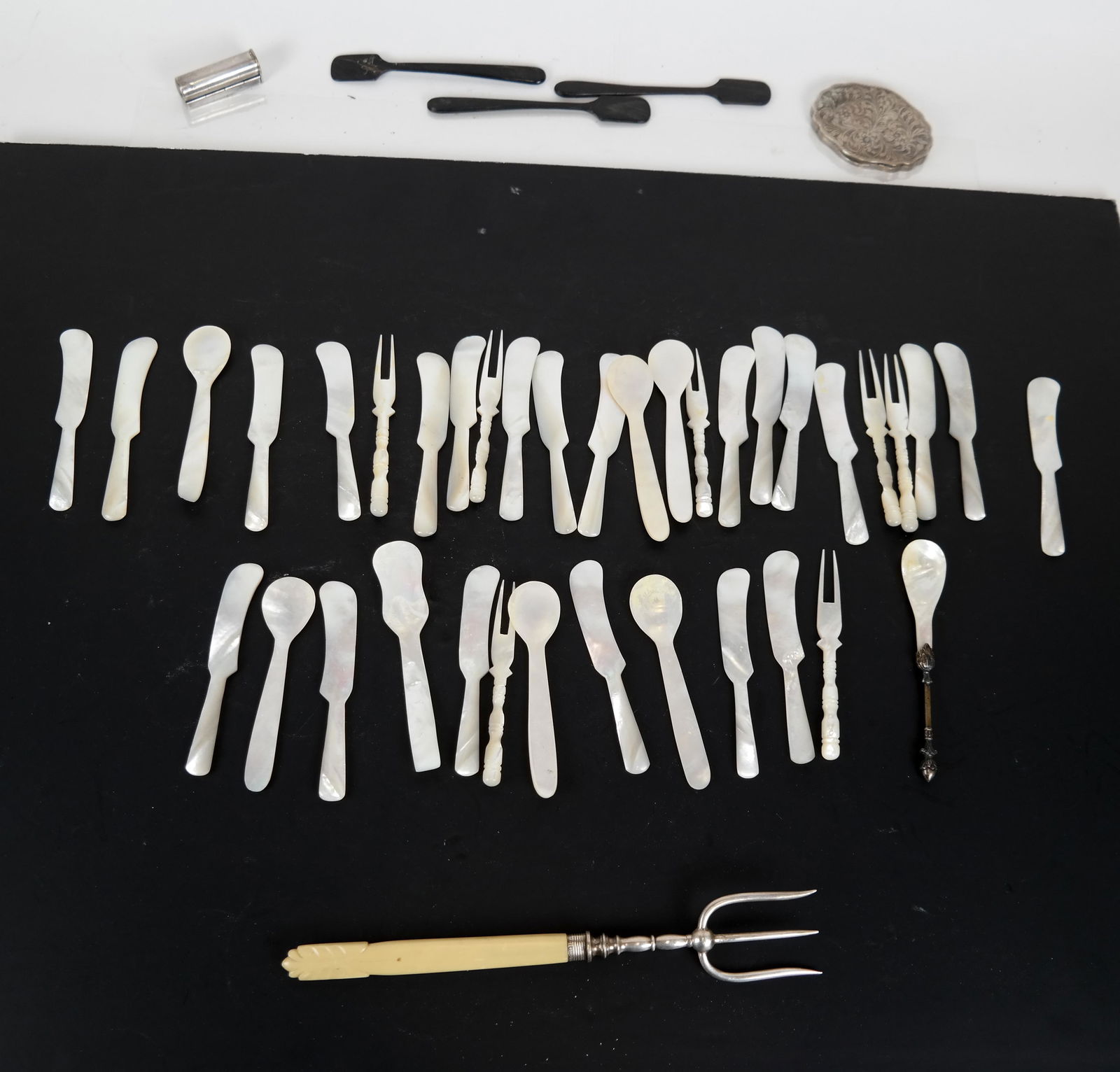Lot of Silver items & Mother-of-Pearl Utensils (1 of 8)