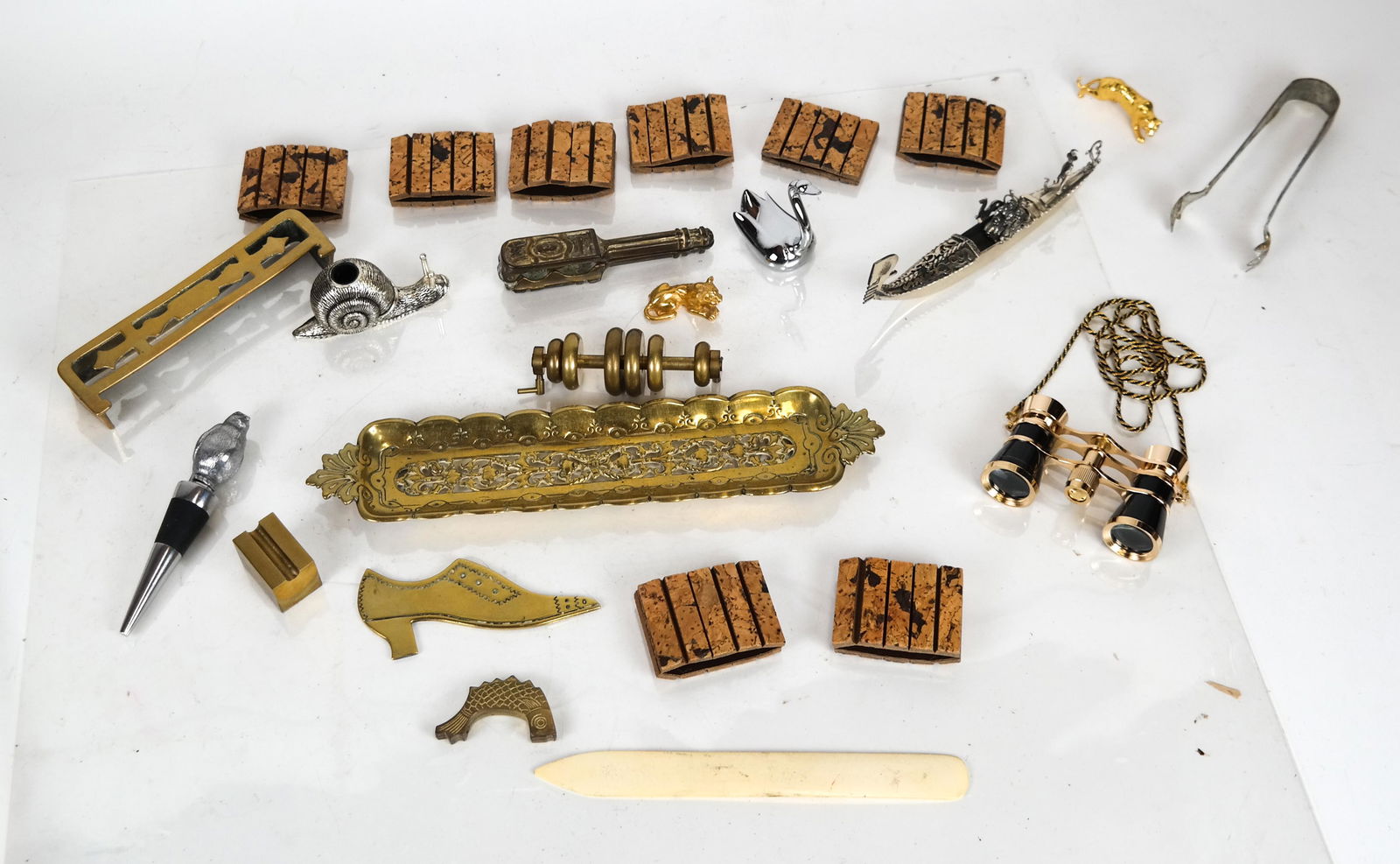 Assorted Silver Plate, Brass & Metal Items (1 of 7)