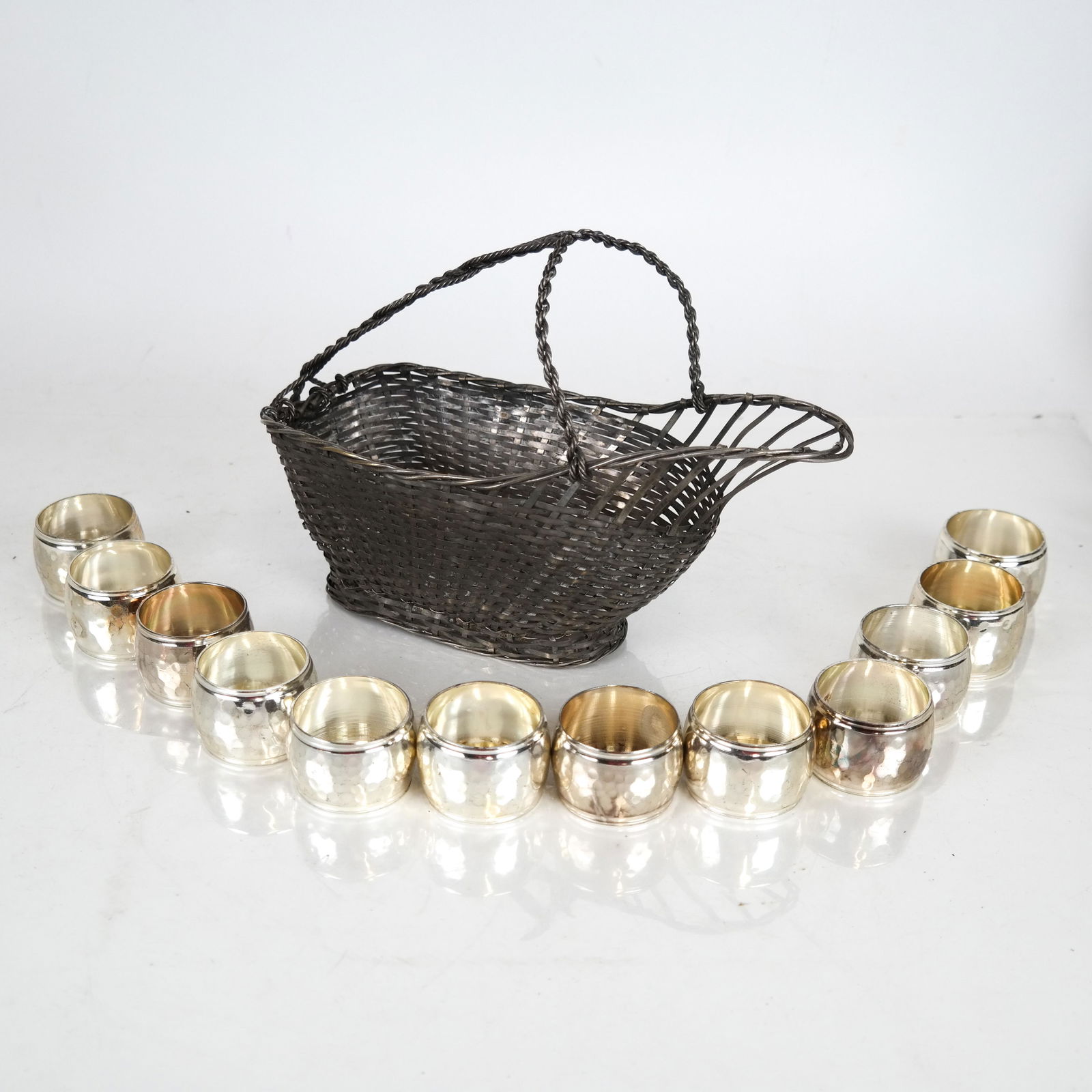 Silver Plate Basket & 12 Napkin Rings (1 of 7)