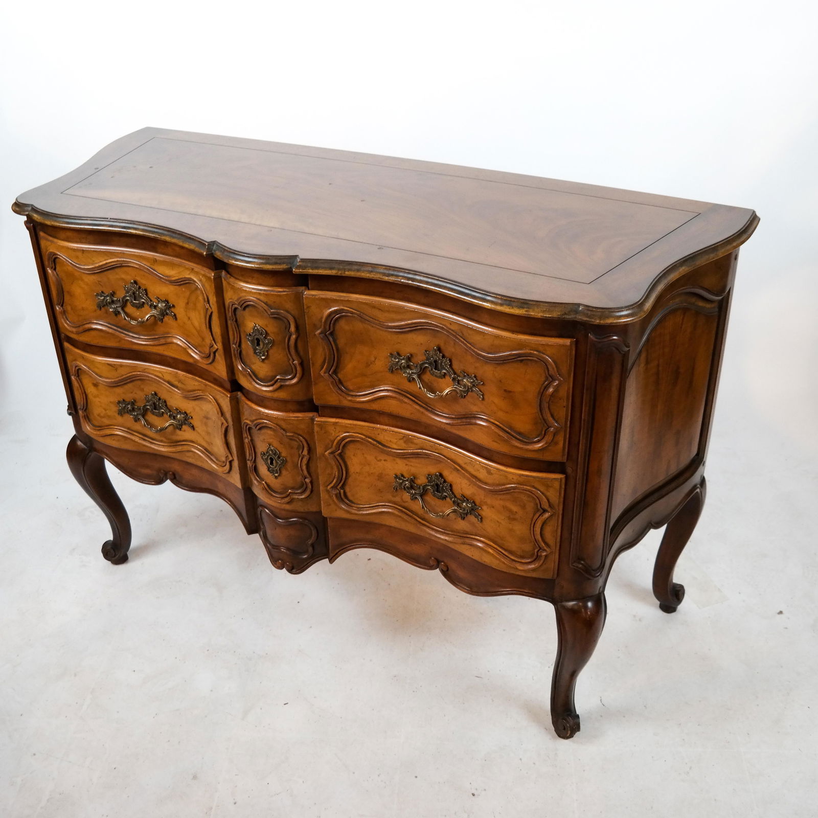 Provincial Commode by Baker (1 of 5)