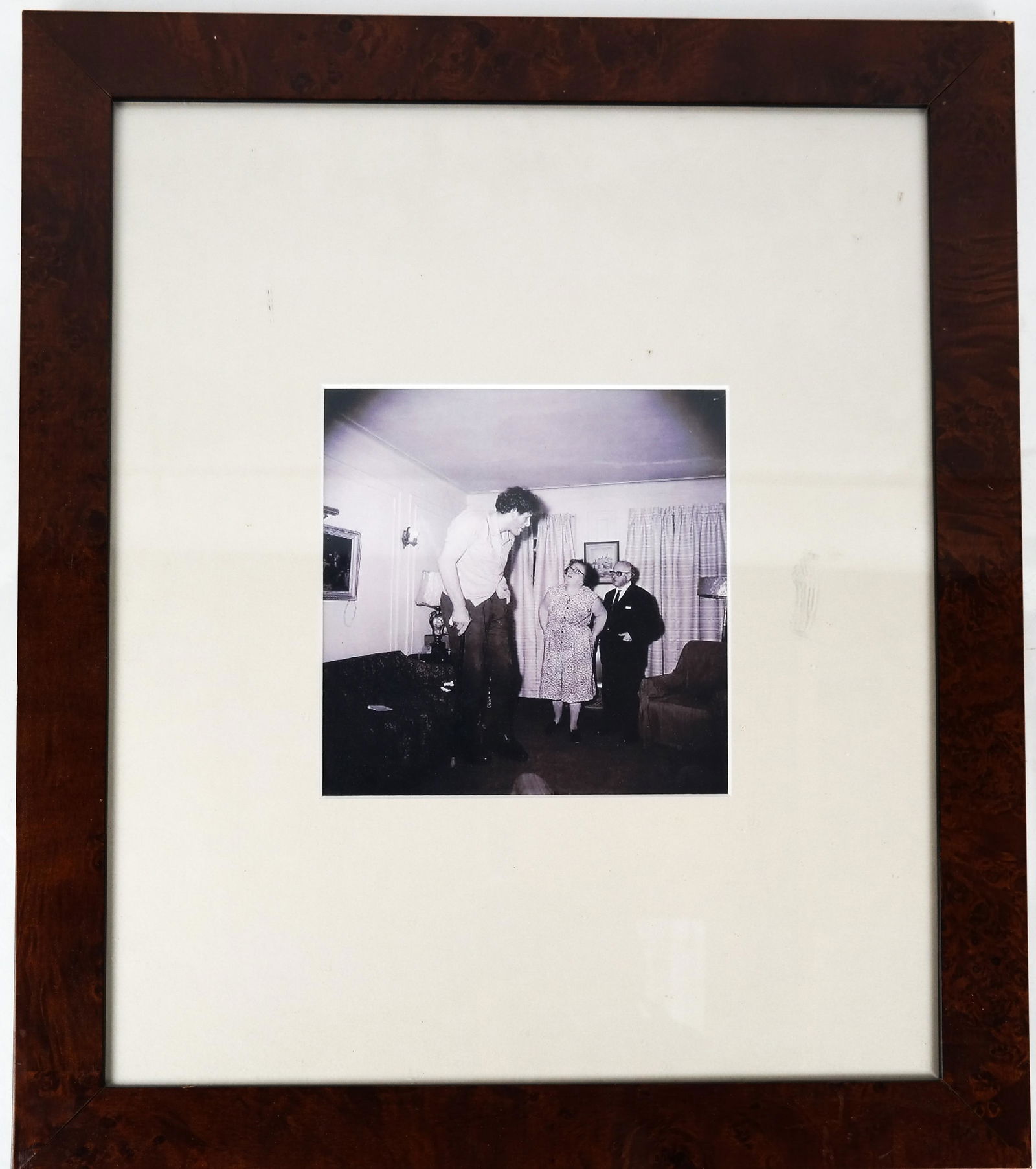 Diane Arbus: Jewish Giant At Home - Print (1 of 3)