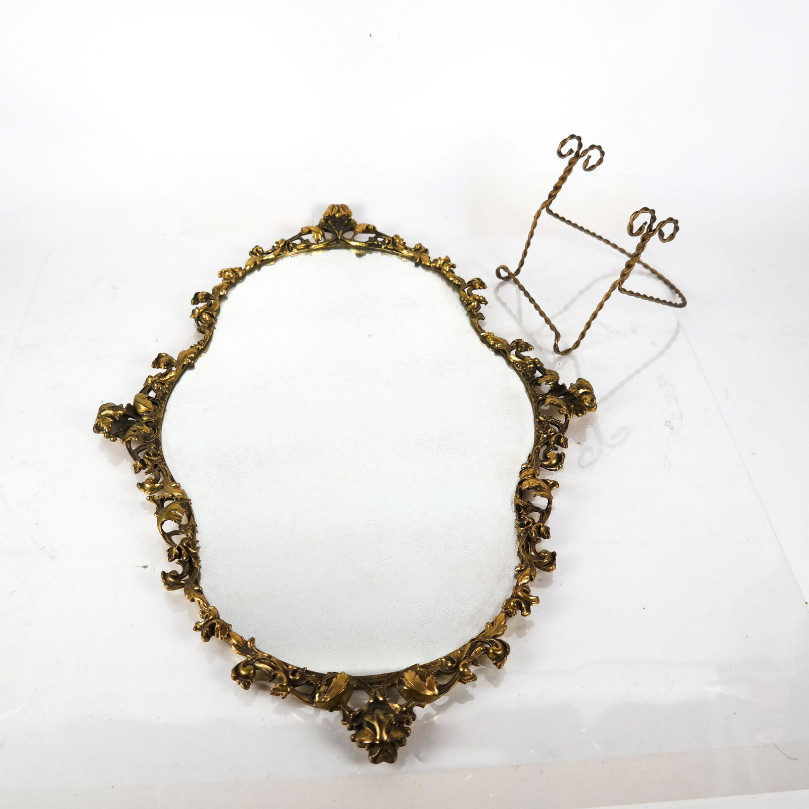 Plateau Vanity Mirror and Book Holder (1 of 5)