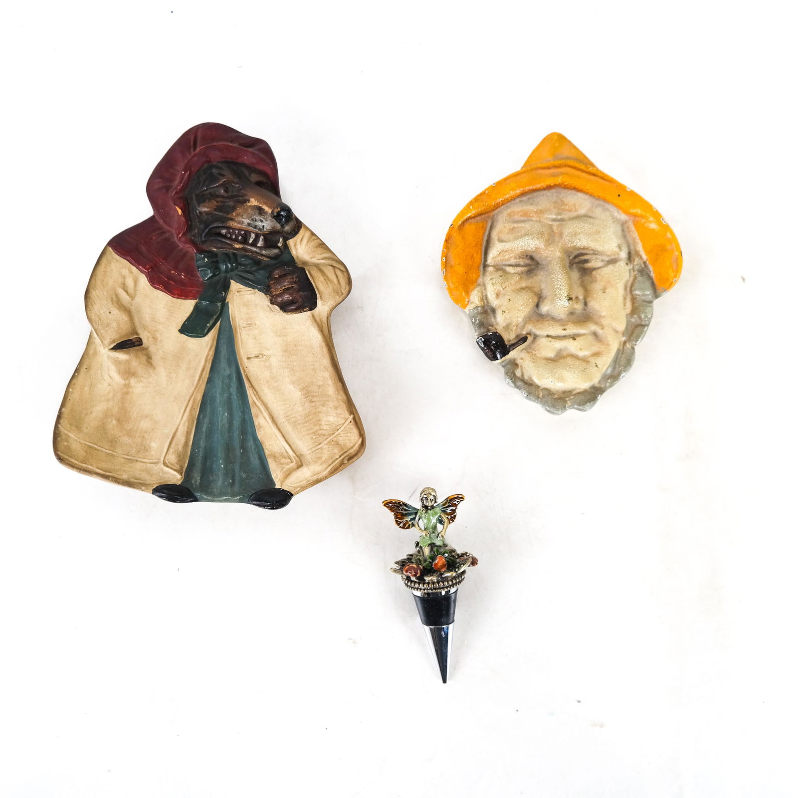 3 Objects: Two Trays & One Stopper (1 of 9)