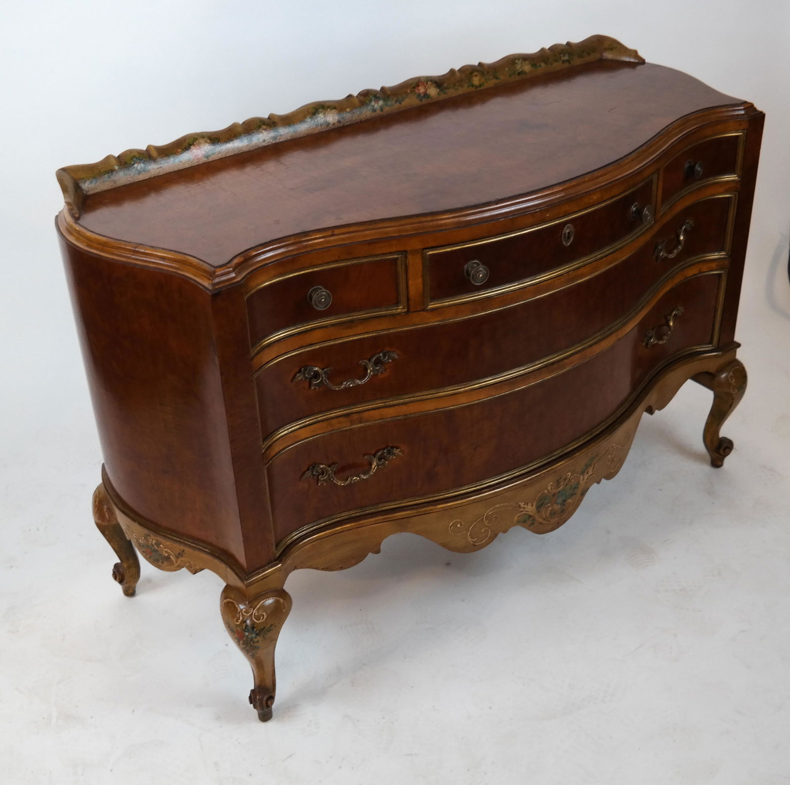 Rococo-Style Maple Serpentine Chest of Drawers (1 of 7)