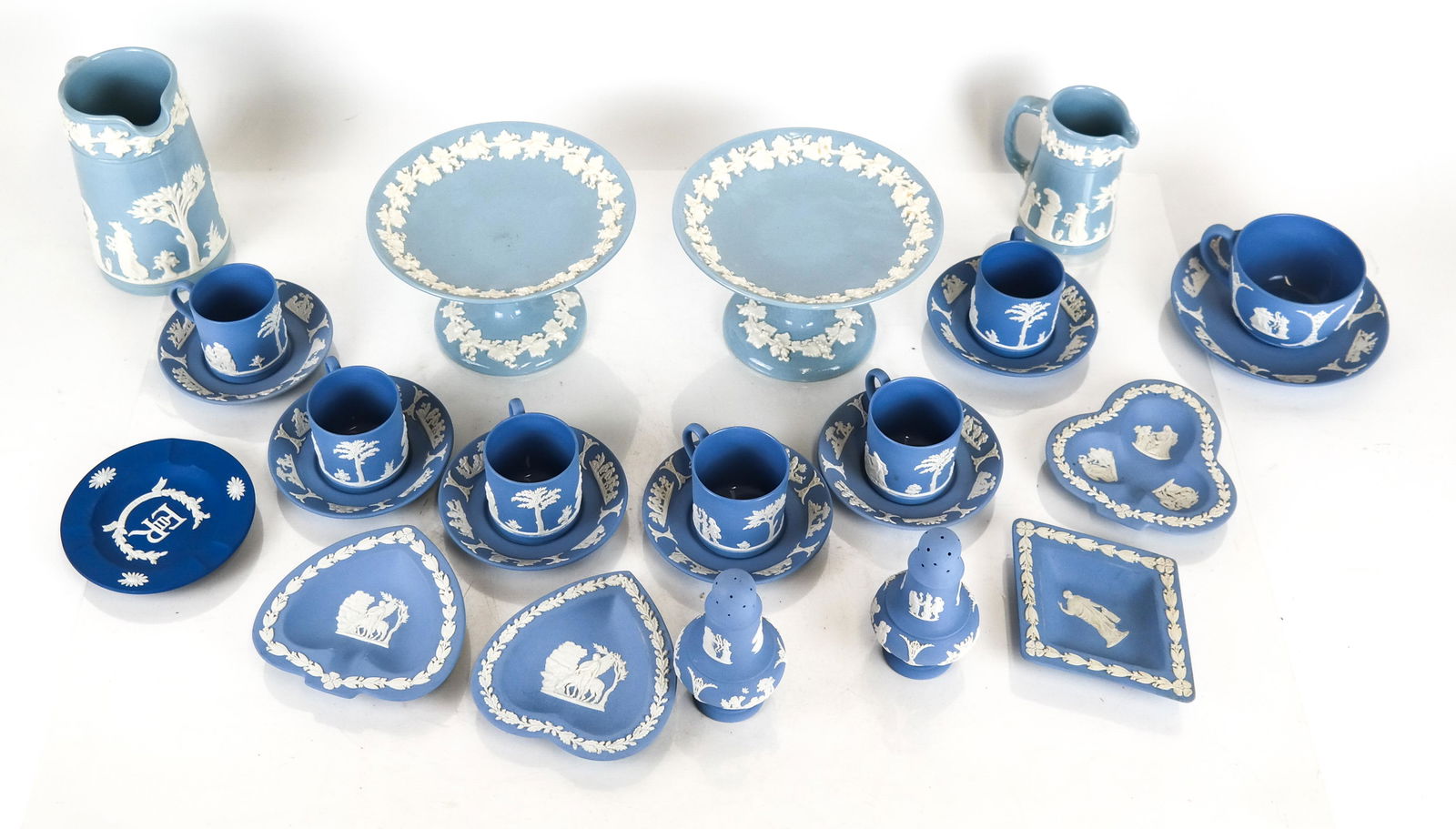 Mixed Lot of Wedgwood Blue Jasperware (1 of 13)