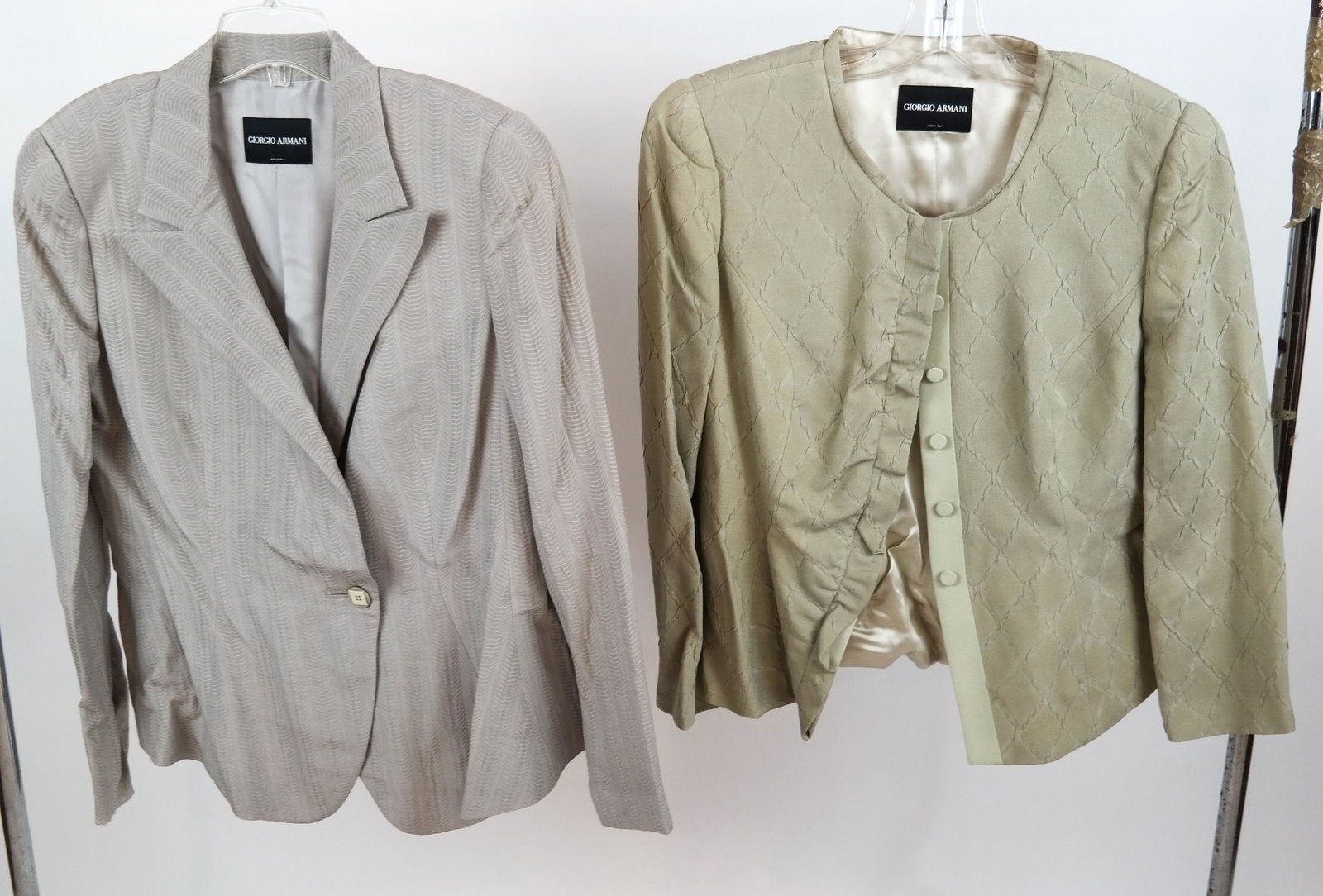 Giorgio ARMANI - Two Silk Jackets (1 of 8)