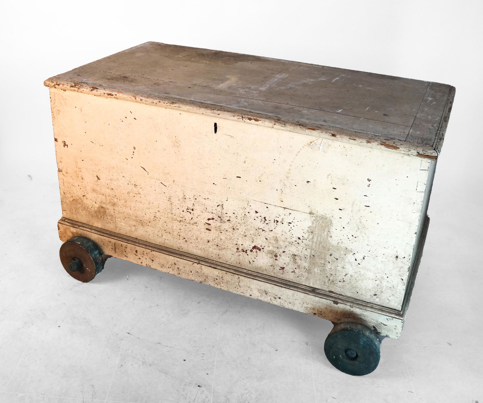 19th C. American Toy Chest (1 of 8)