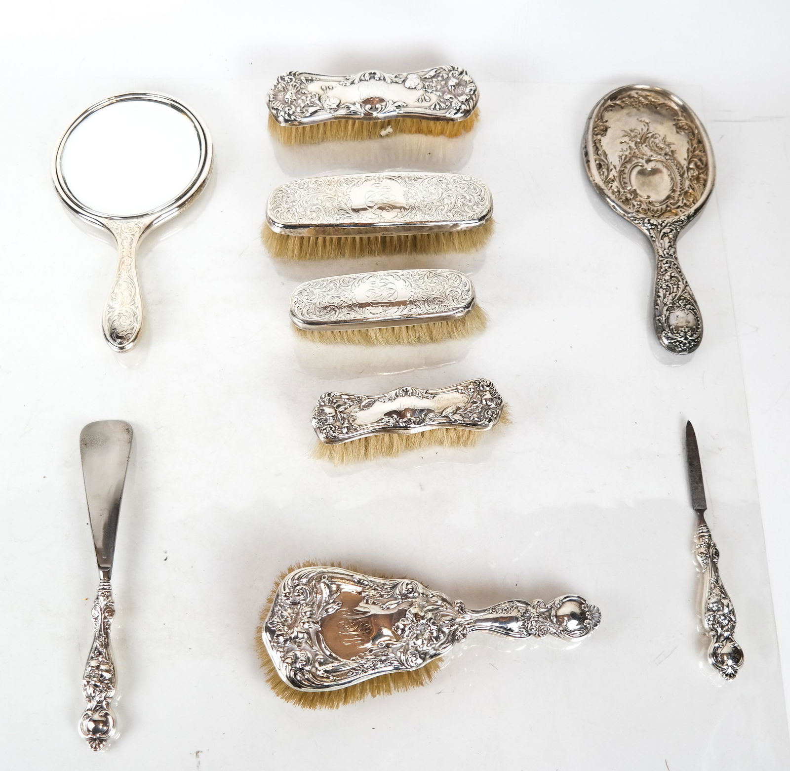 9 Sterling Silver Vanity Items (1 of 5)