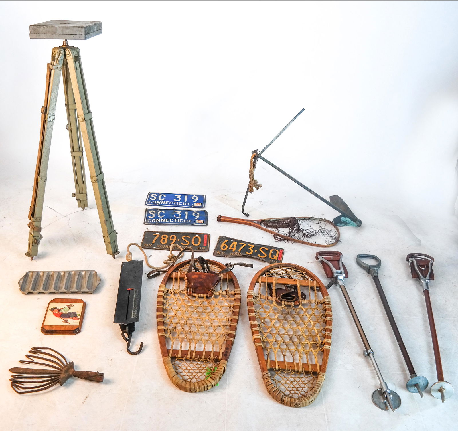 Miscellaneous Lot of Sporting & Outdoor Items (1 of 7)