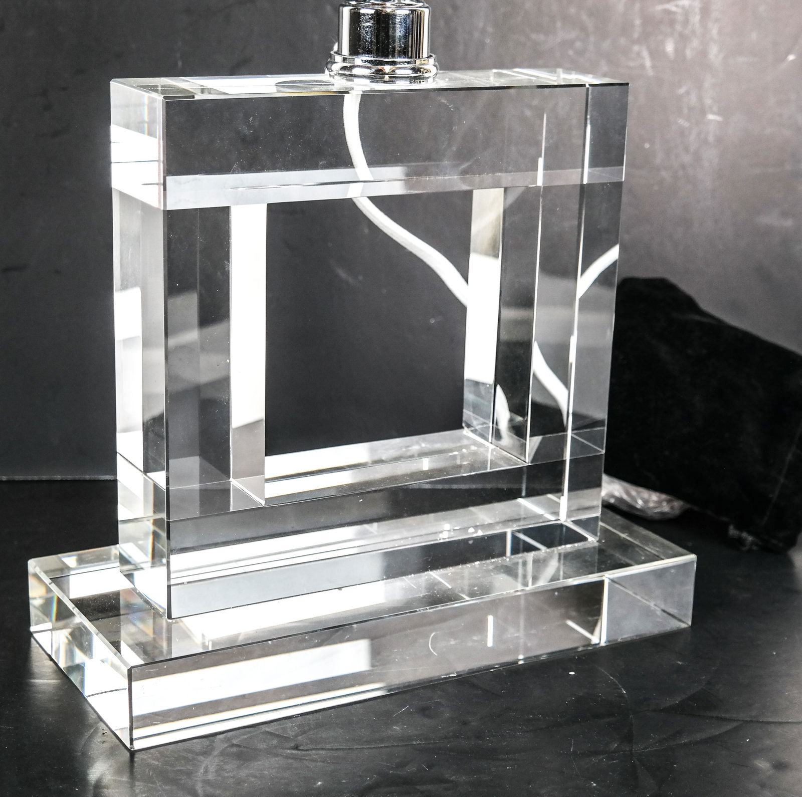 Contemporary Glass Lamp (1 of 6)