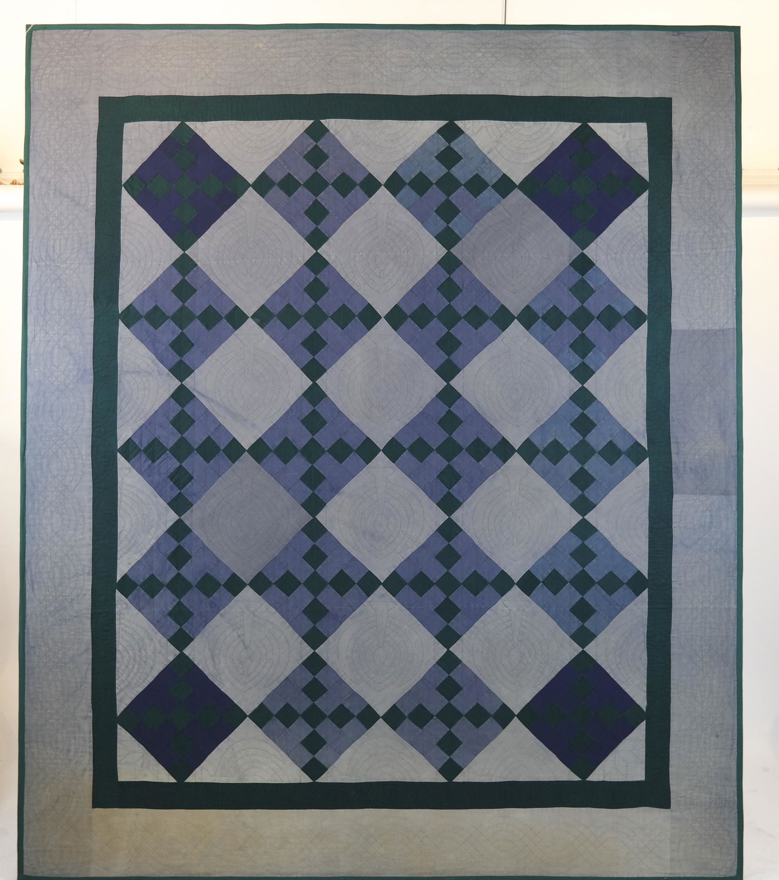 Antique Unframed  Amish Quilt w/ Geometric Pattern (1 of 4)