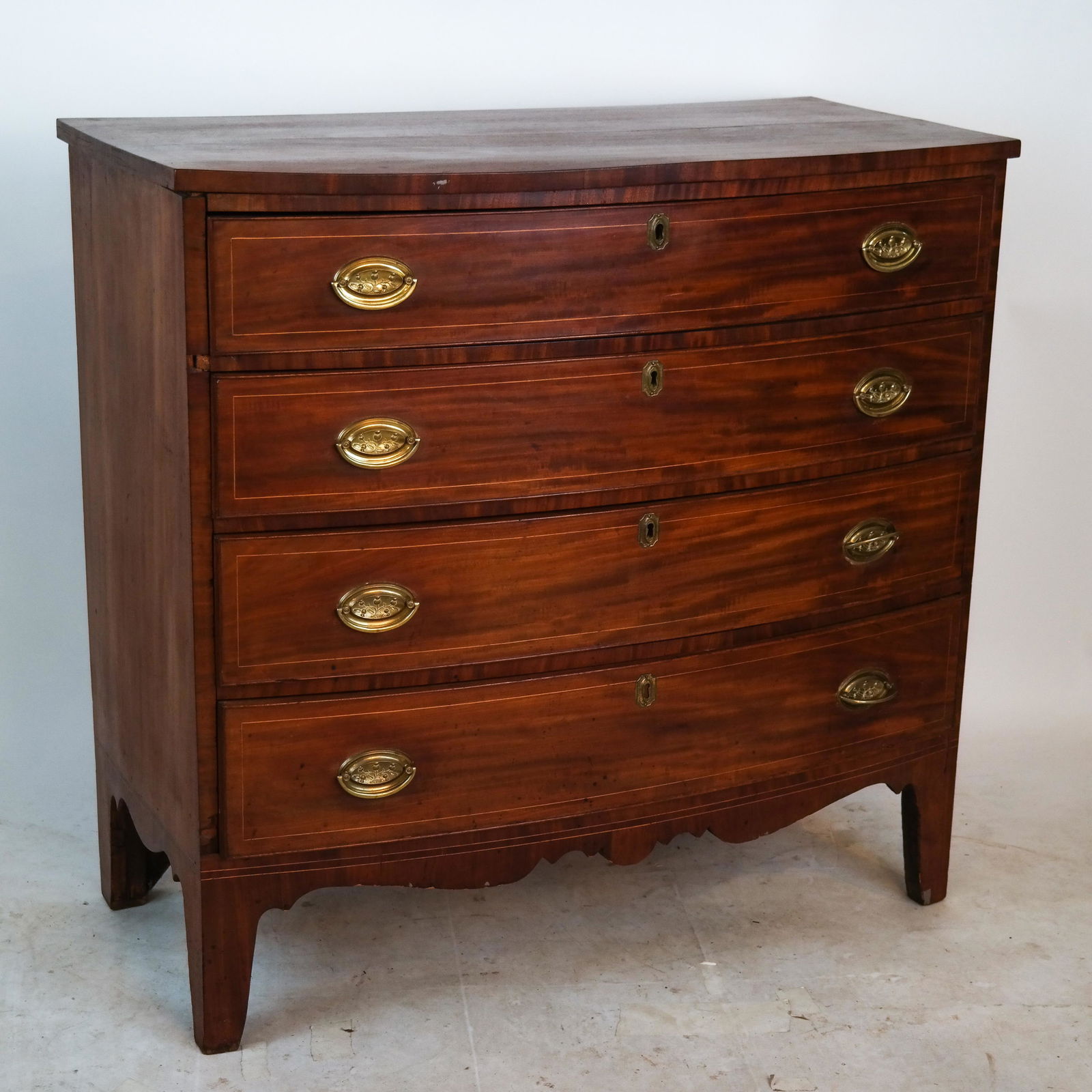 Georgian-Style Bow Front Mahogany Chest (1 of 14)