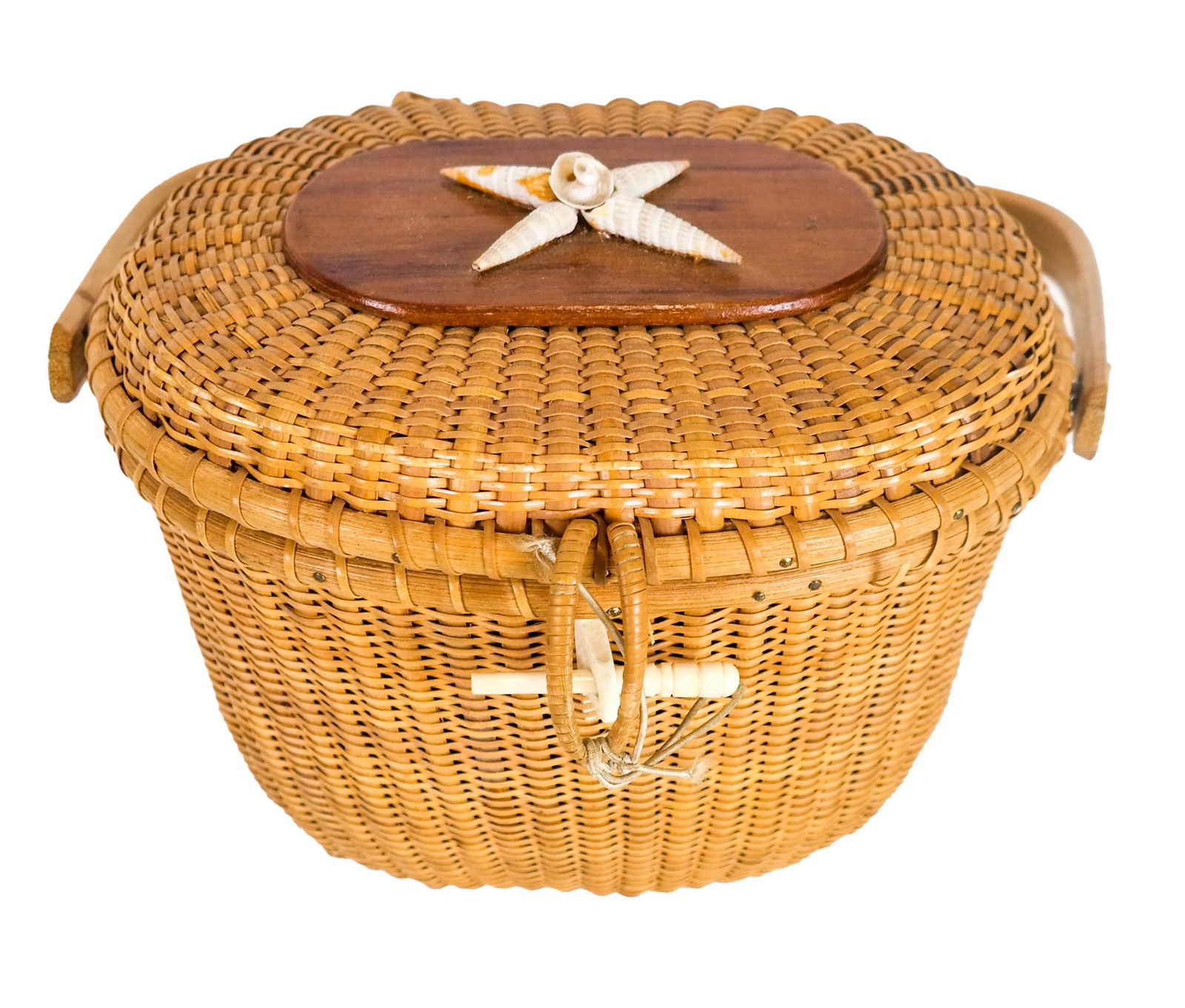 American Nantucket Style Basket (1 of 5)