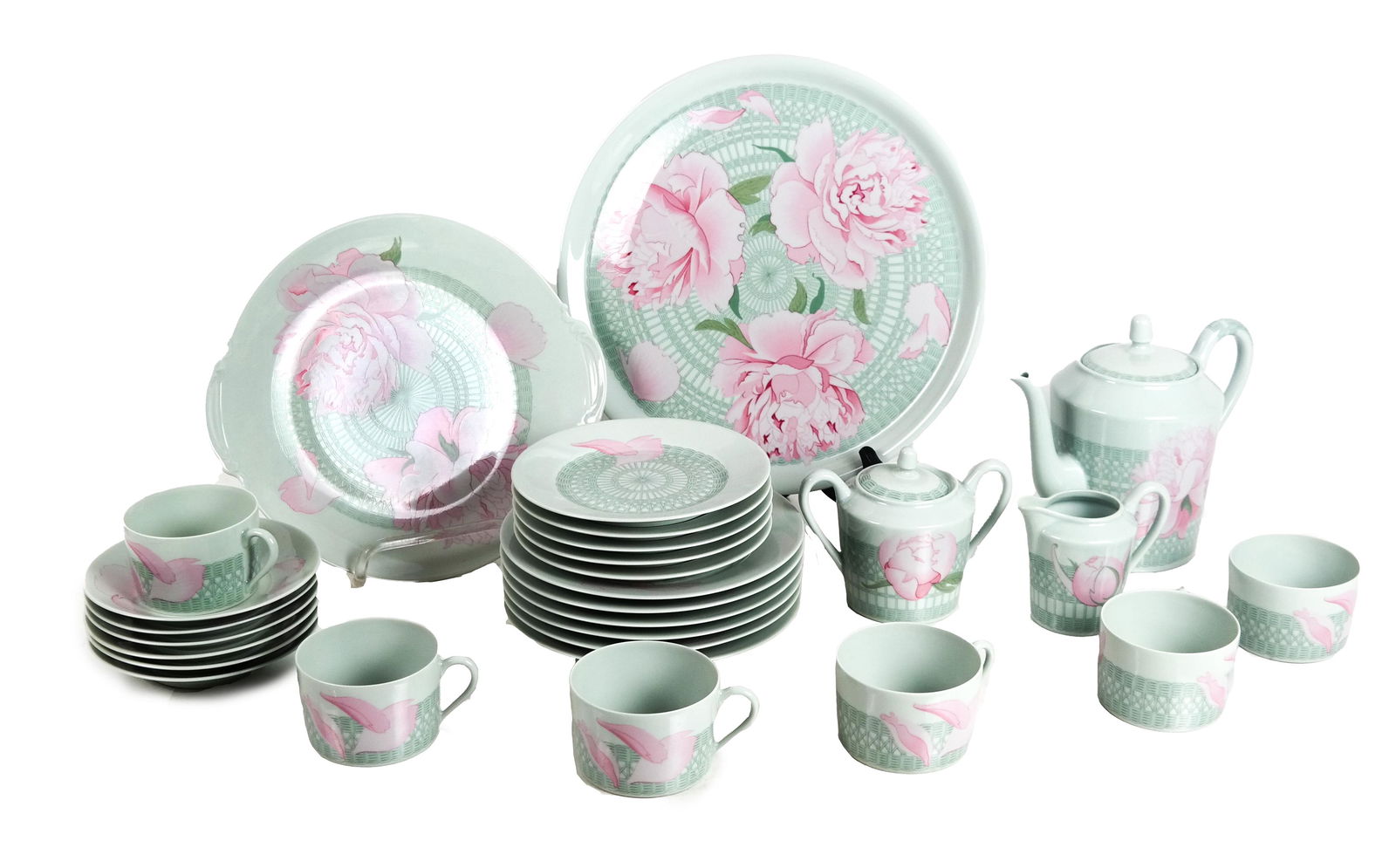 22 Pcs. Hermes Limoges White "Les Pivoines" (1 of 5)