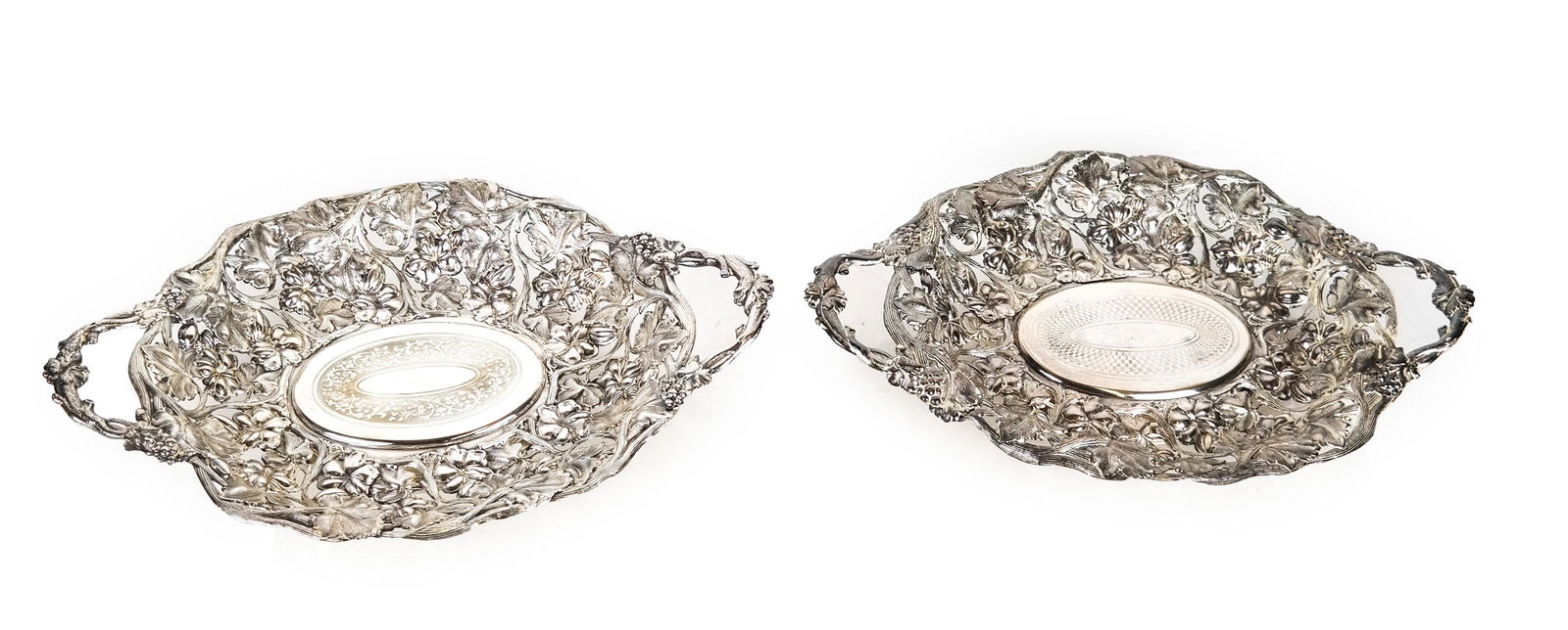 Pair Silver Plate Baskets by Schiffers & Co. (1 of 8)