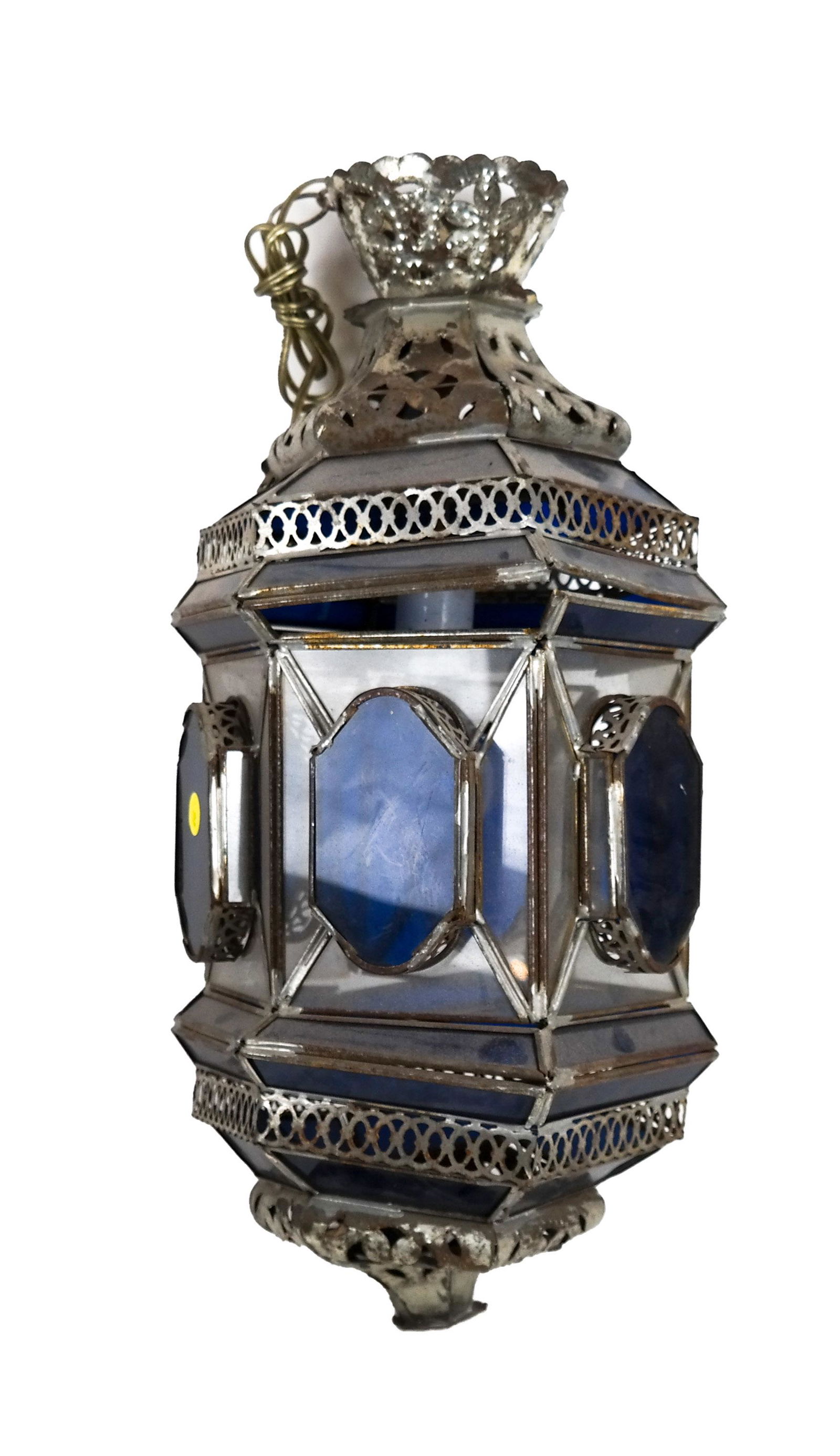 Metal Decorated Lantern (1 of 9)
