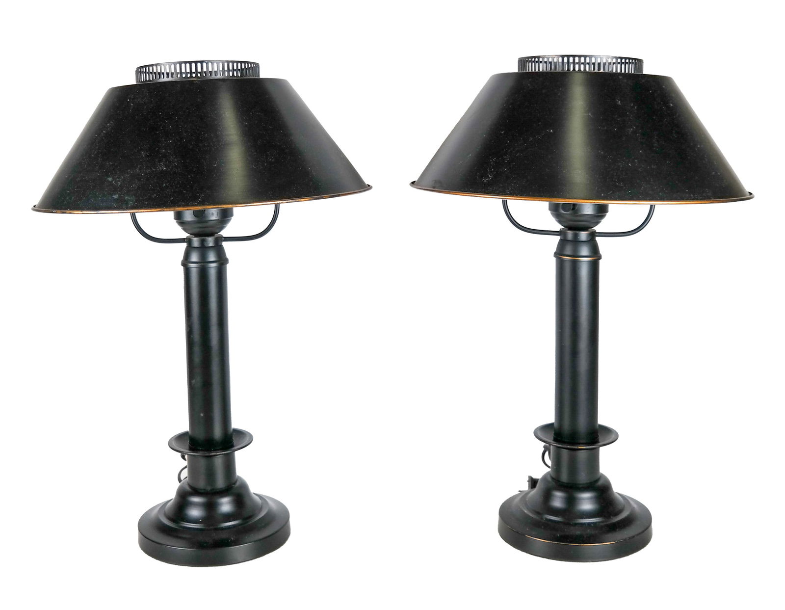Pair Black Tole Lamps (1 of 6)